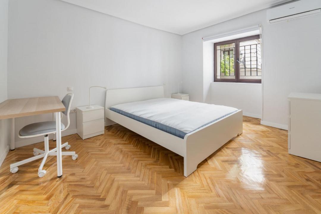 3 Bedrooms 2 Bathrooms Furnished - Sol - Bright - Mintystay Apartamento *