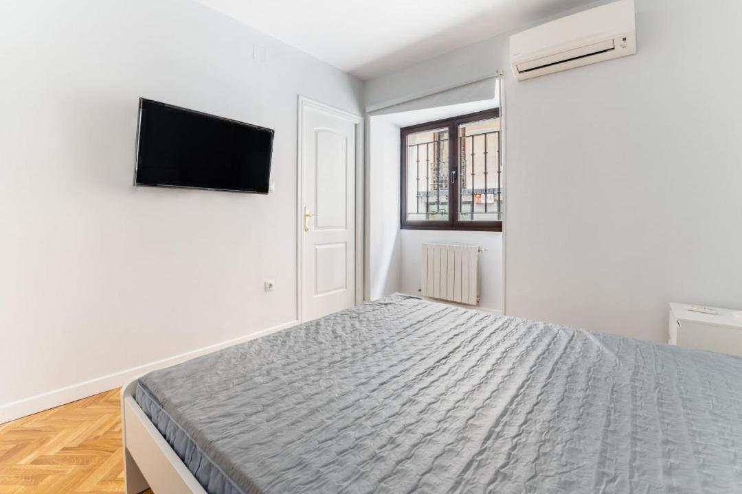 Apartment 3 Bedrooms 2 Bathrooms Furnished - Sol - Bright - Mintystay *
