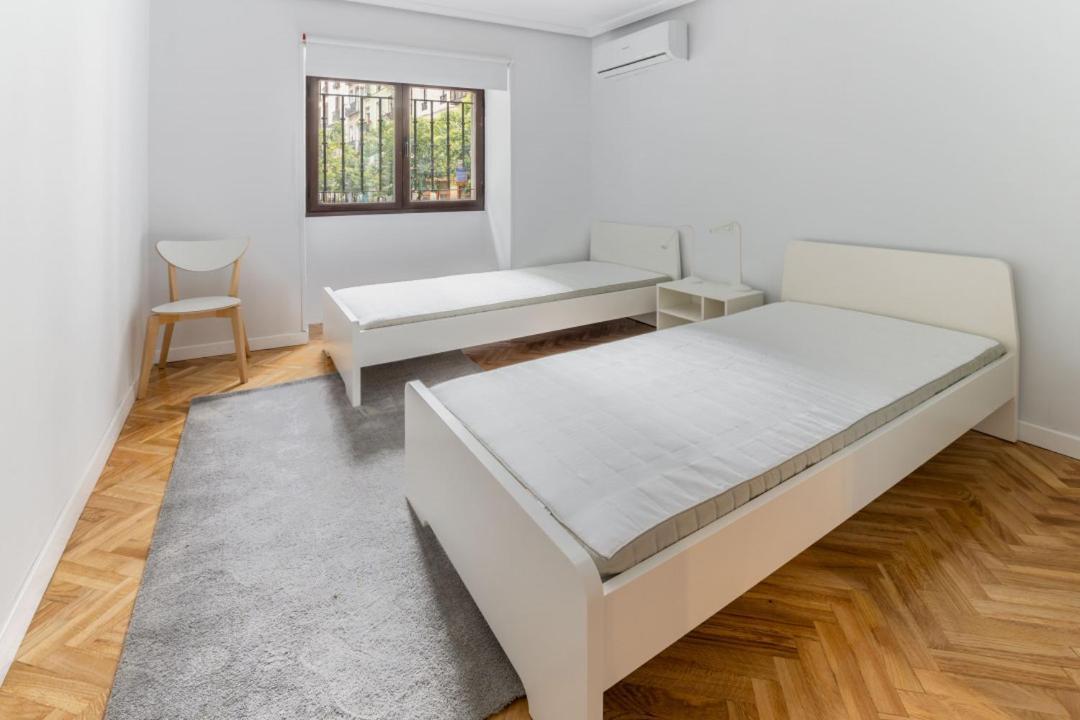 3 Bedrooms 2 Bathrooms Furnished - Sol - Bright - Mintystay
