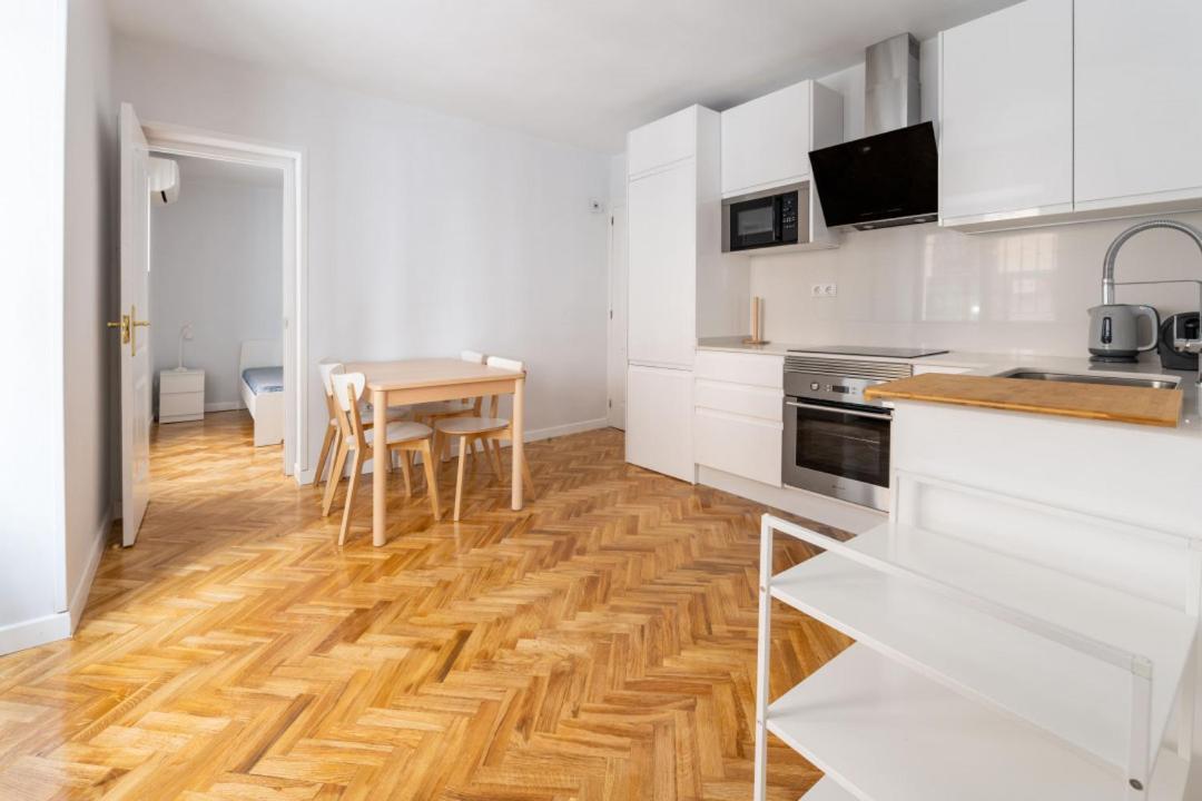 Apartamento 3 Bedrooms 2 Bathrooms Furnished - Sol - Bright - Mintystay