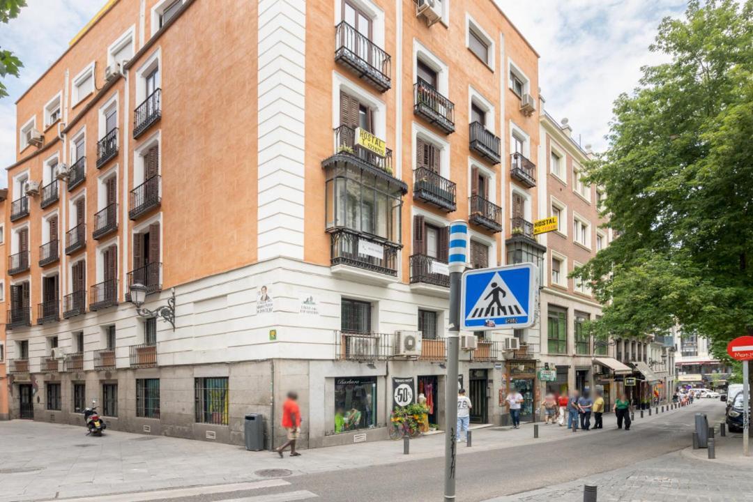 3 Bedrooms 2 Bathrooms Furnished - Sol - Bright - Mintystay Apartment Madrid