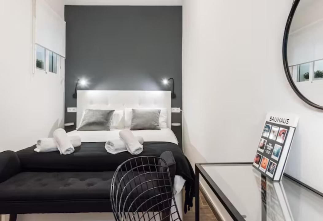 Modern Wterrace-1bedroom 1bathroom-lavapies Apartment
