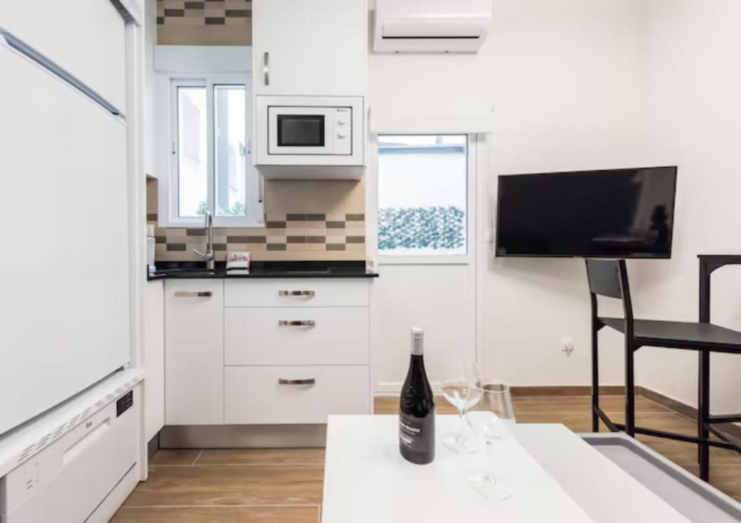 Modern Wterrace-1bedroom 1bathroom-lavapies Apartment Madrid
