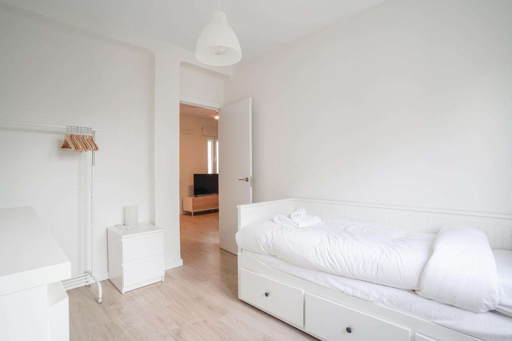 Bright Modern - 2bedrooms 1bath - Delicias *