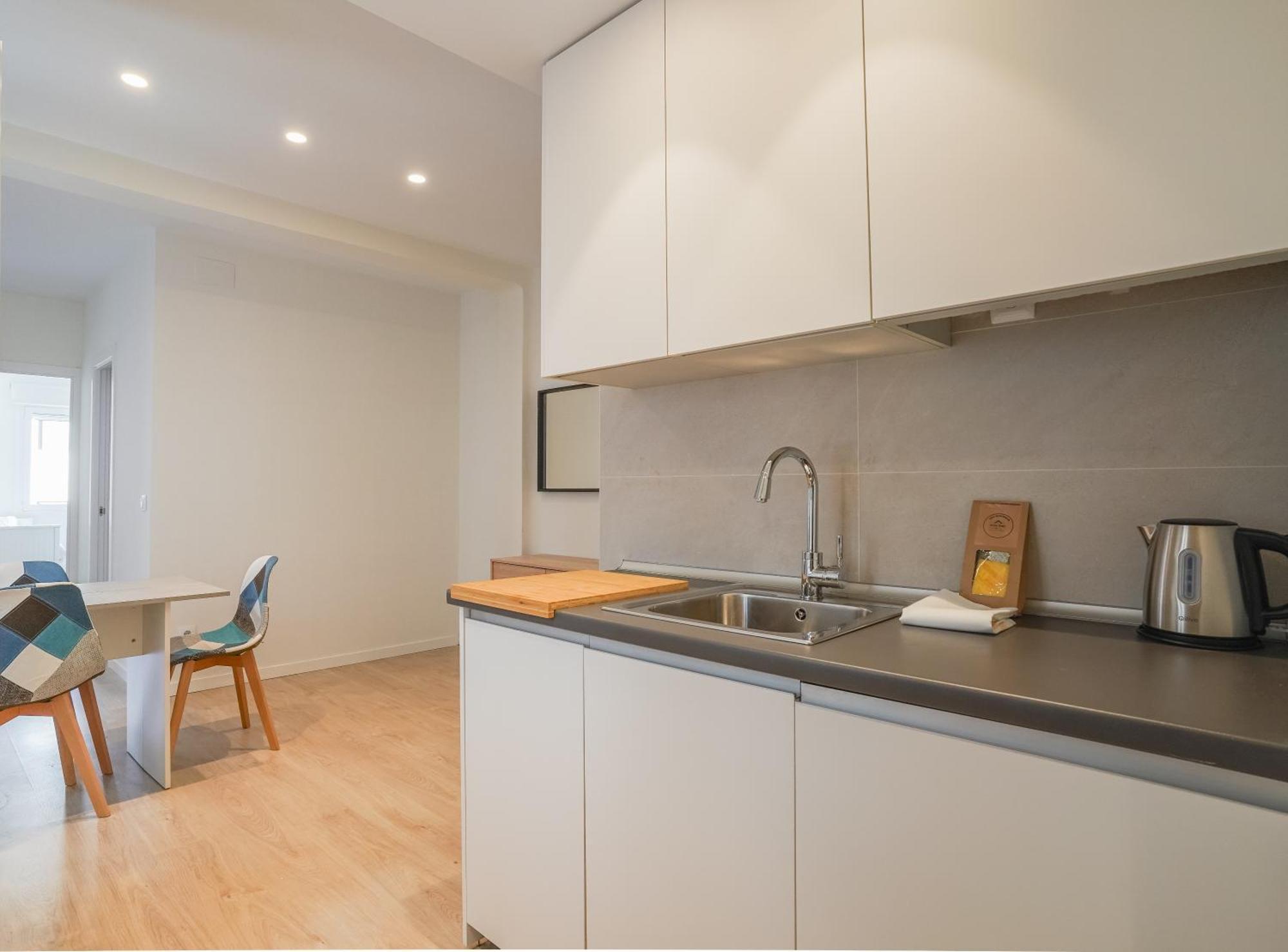 Bright Modern - 2bedrooms 1bath - Delicias Madrid