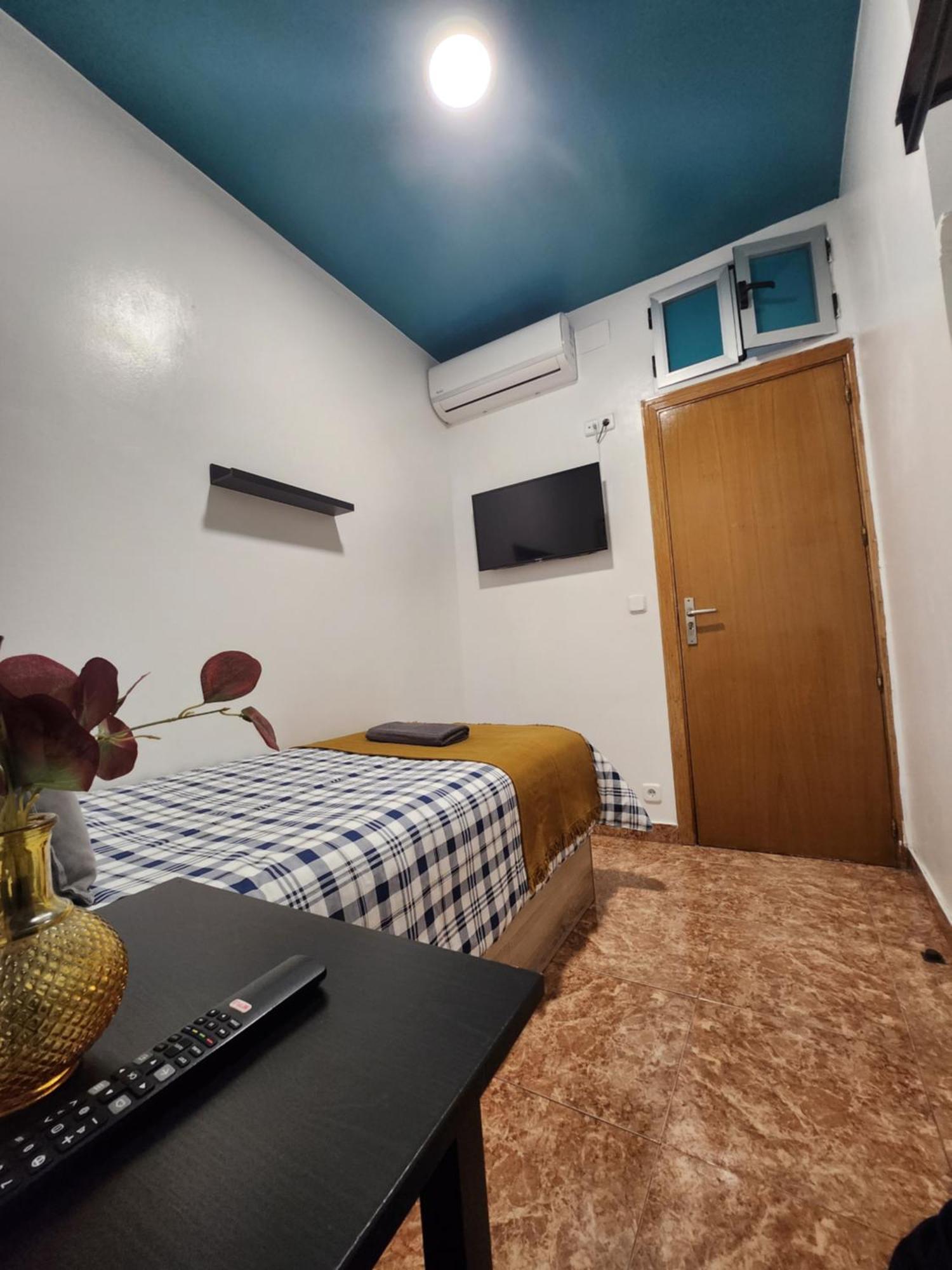 Guest house M-a Catrachos *