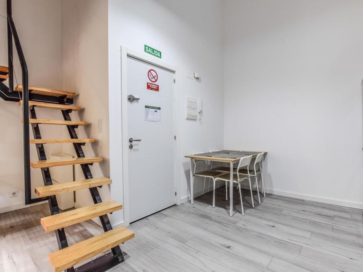 Lofts Reformados En El Bernabeu Apartment *