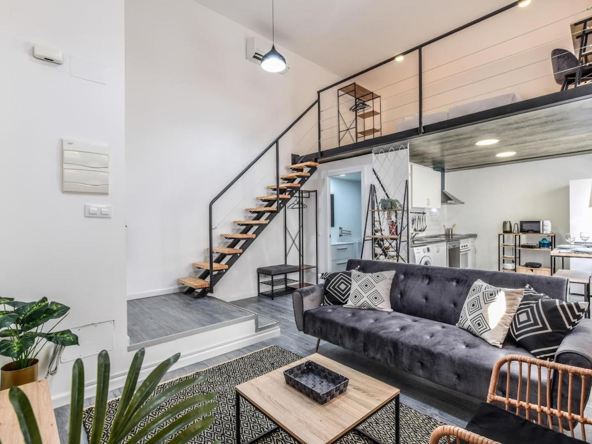 Lofts Reformados En El Bernabeu Apartment