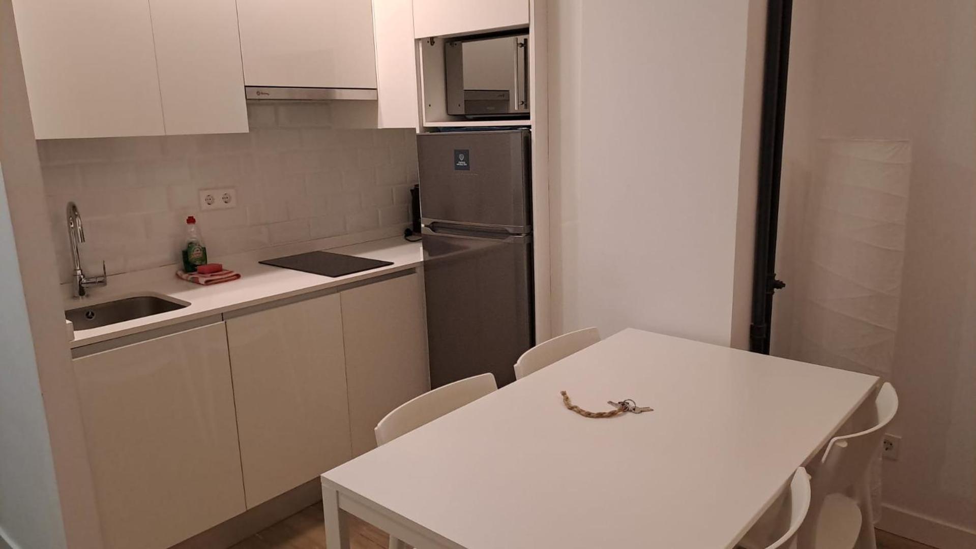 Nuevo Refugio En Los Bajos De Moncloa! Apartment