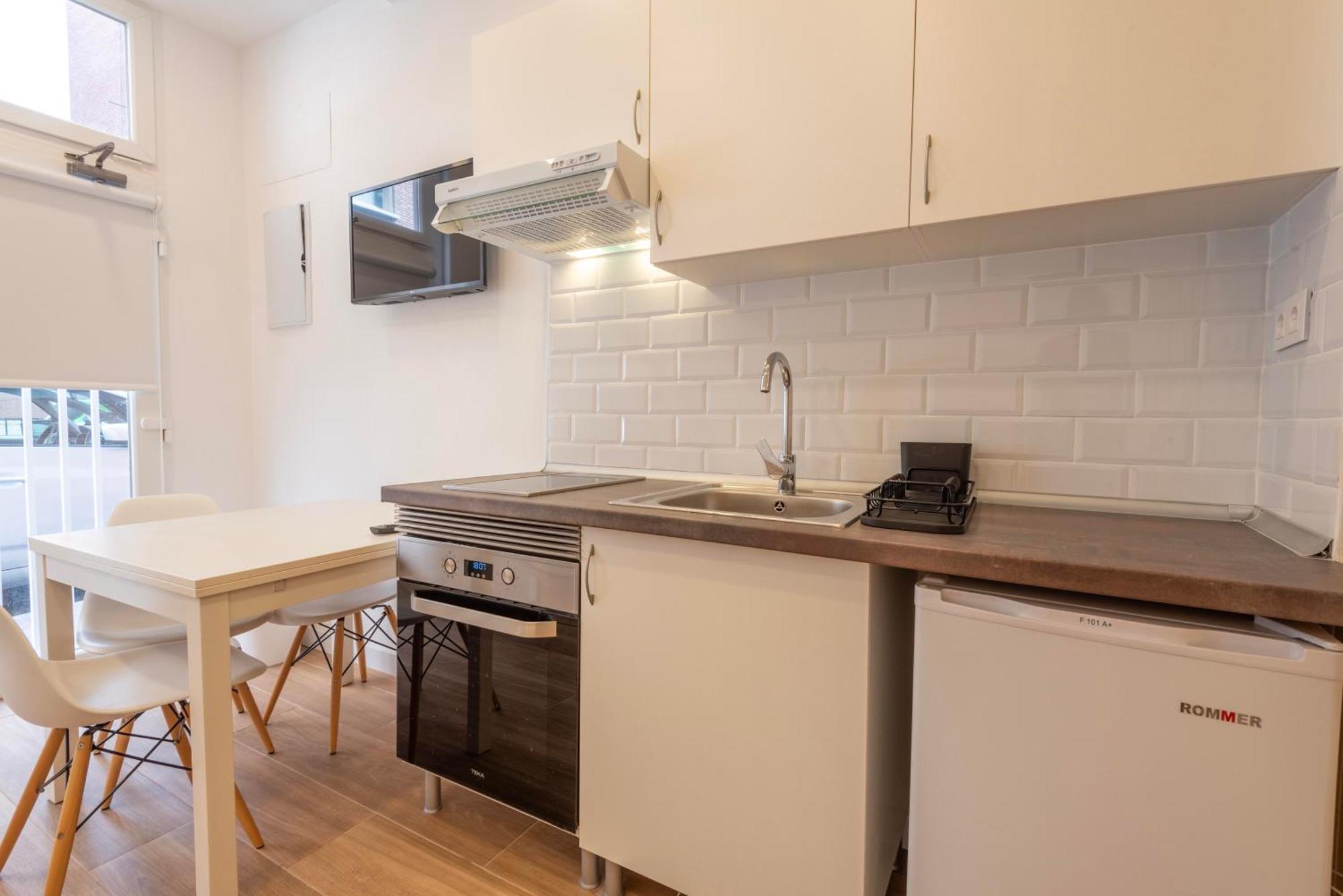 A Centro, Metro 2 Min A Pie Apartment Madrid