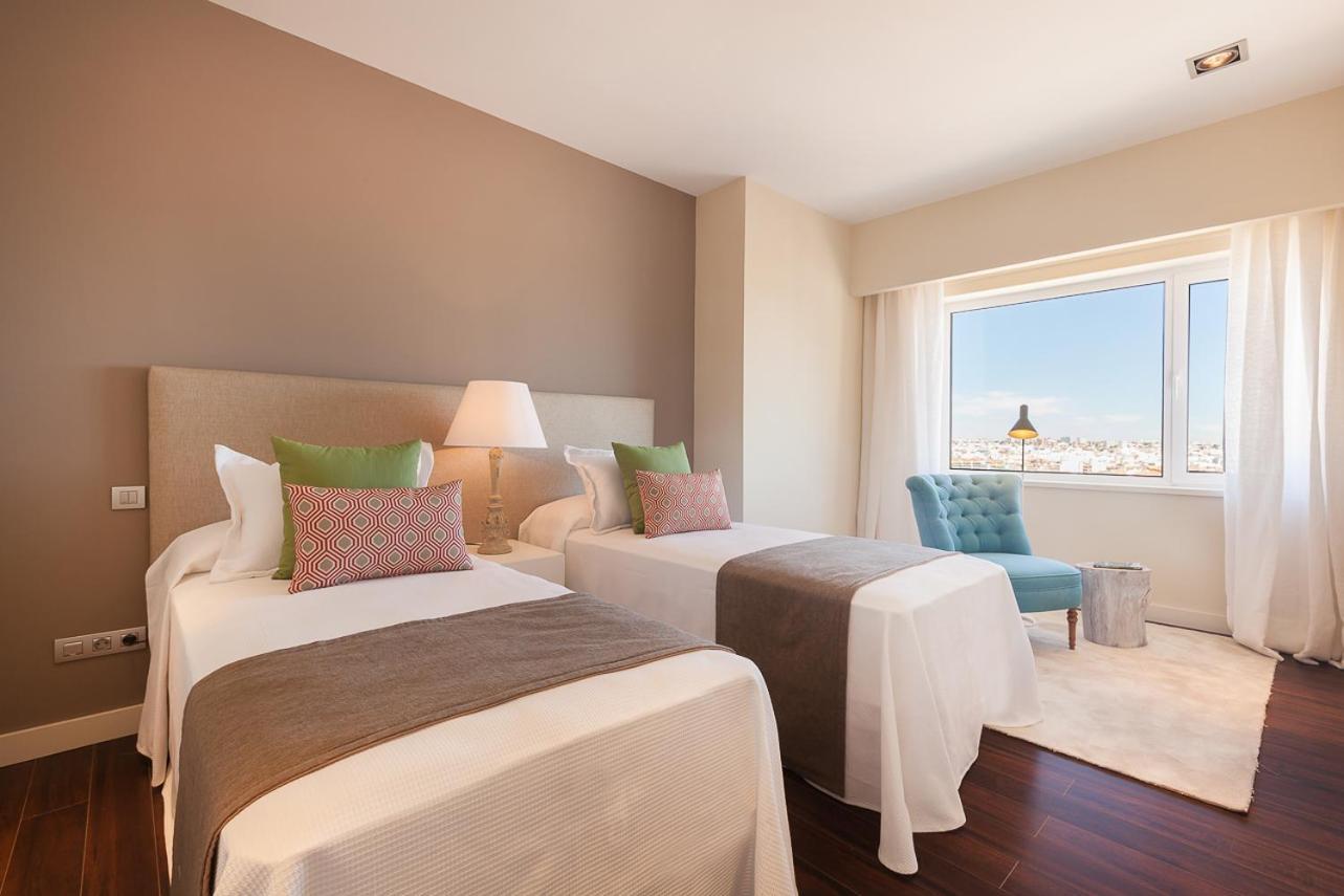 Apartment Homeclub Exclusive Flat At Tower Madrid