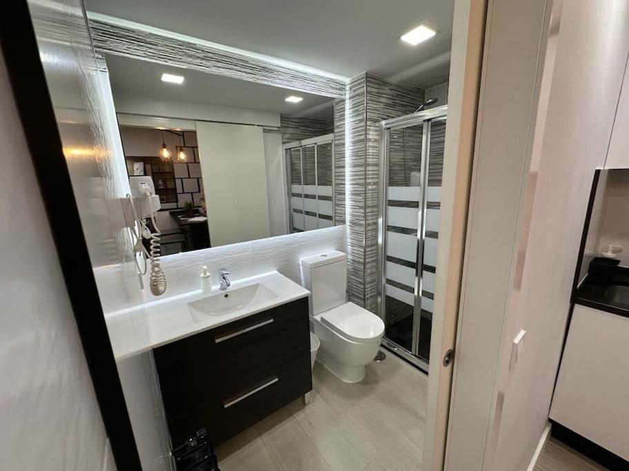 Cozy For 4 Pax In Gran Via - M1 Madrid