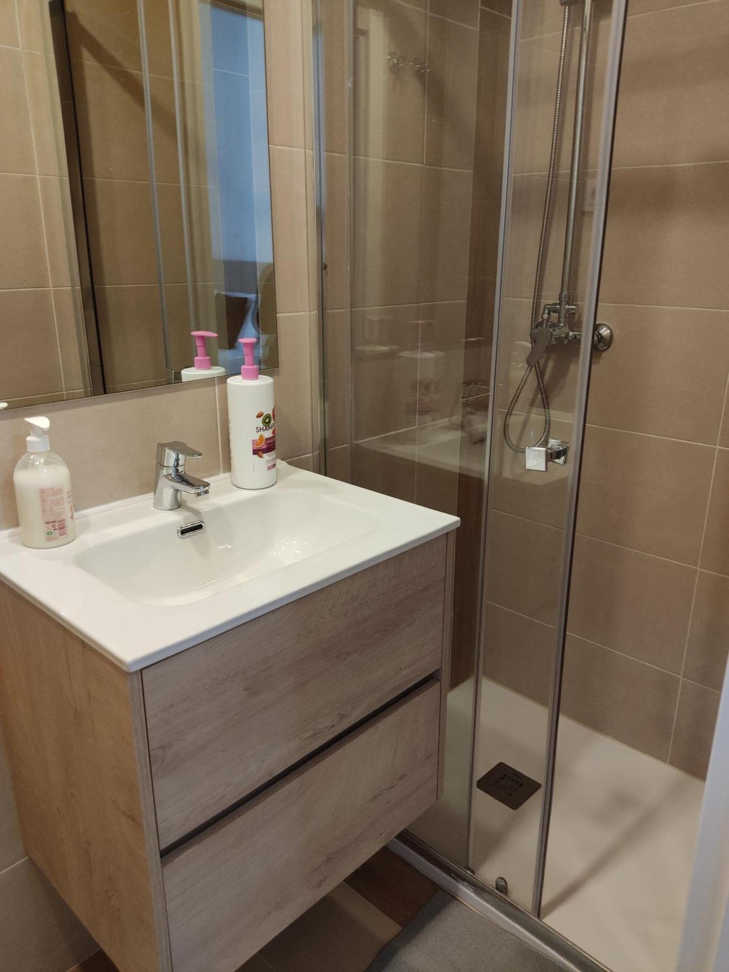Grand Via House 3*
