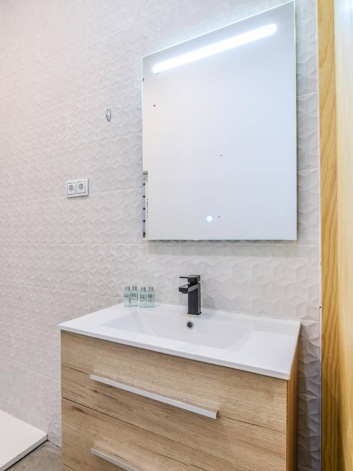 Estudio Chic En El Corazon De Madrid, Junto A Gran Via Apartment *
