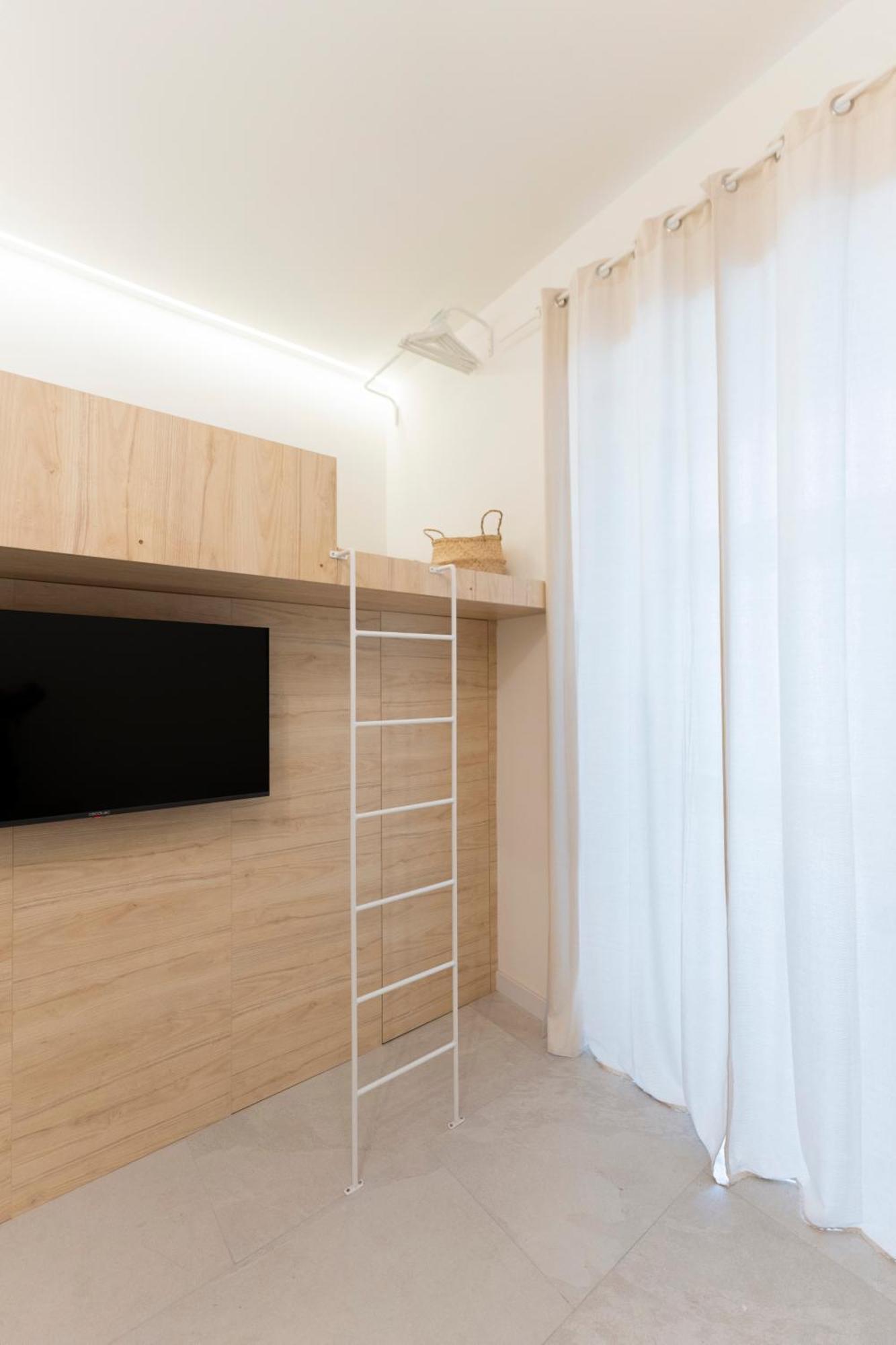 Cozy Triplex En Malasana Apartment Madrid