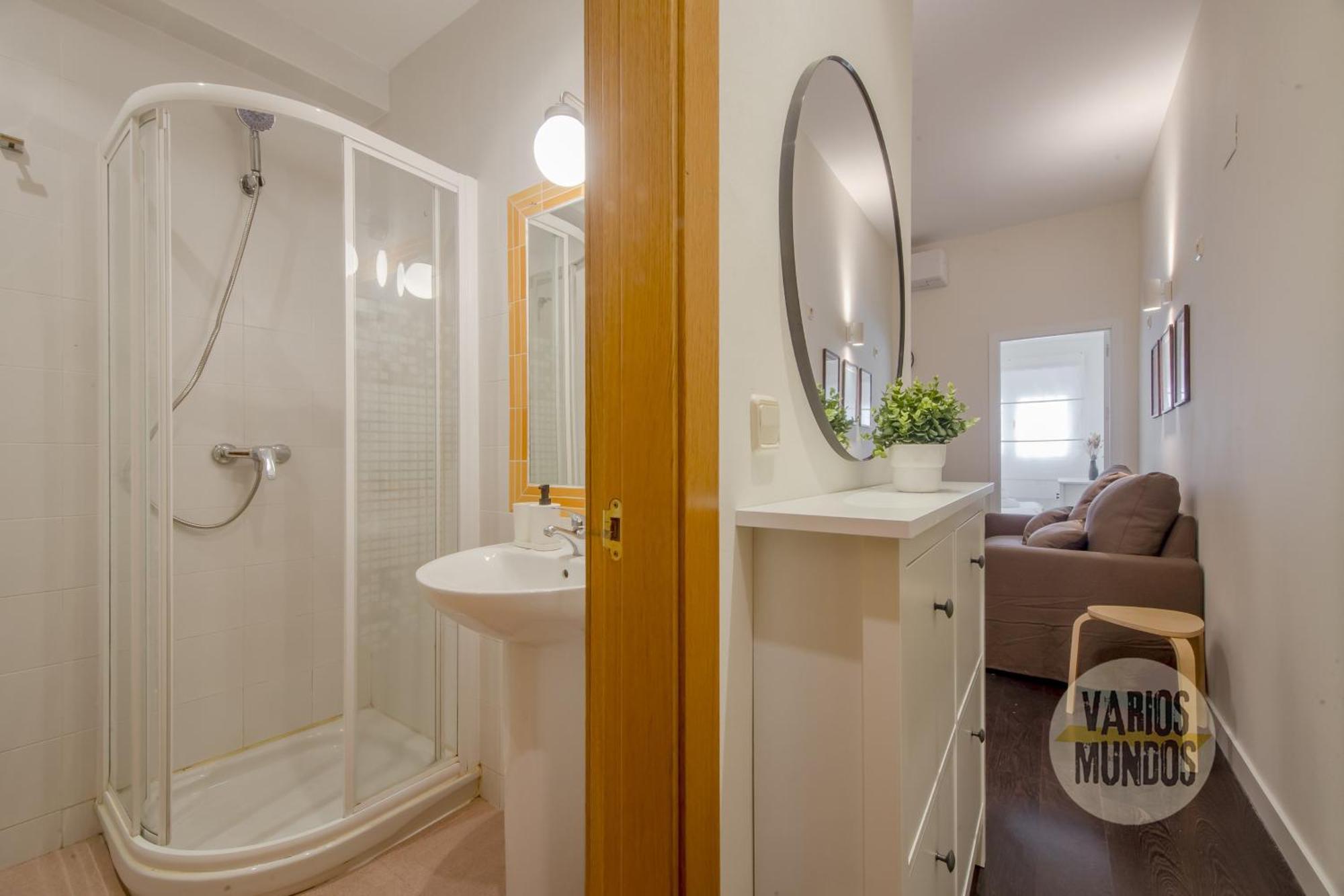 Apartamento Tiny 3pax En La Plaza De Chueca Madri