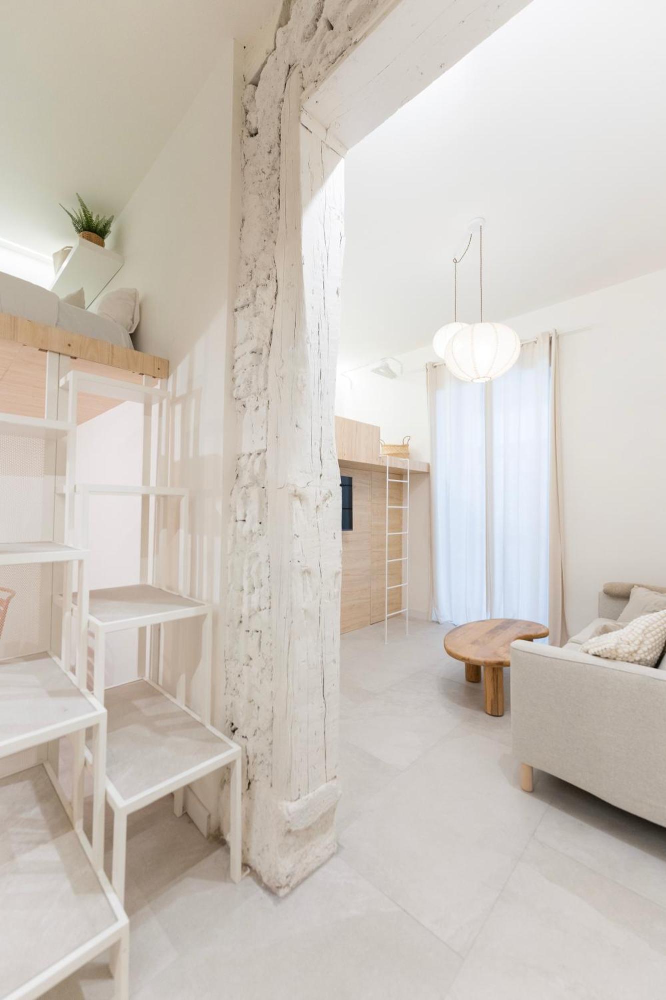 Cozy Triplex En Malasana Apartment Madrid