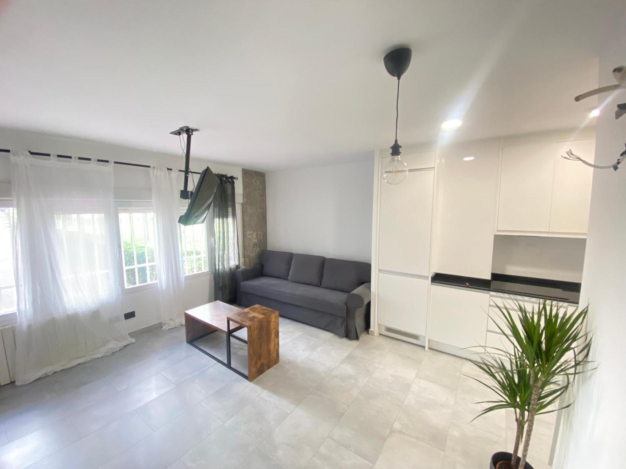 Centrico, Luminoso Y Equipado Apartamento Madri