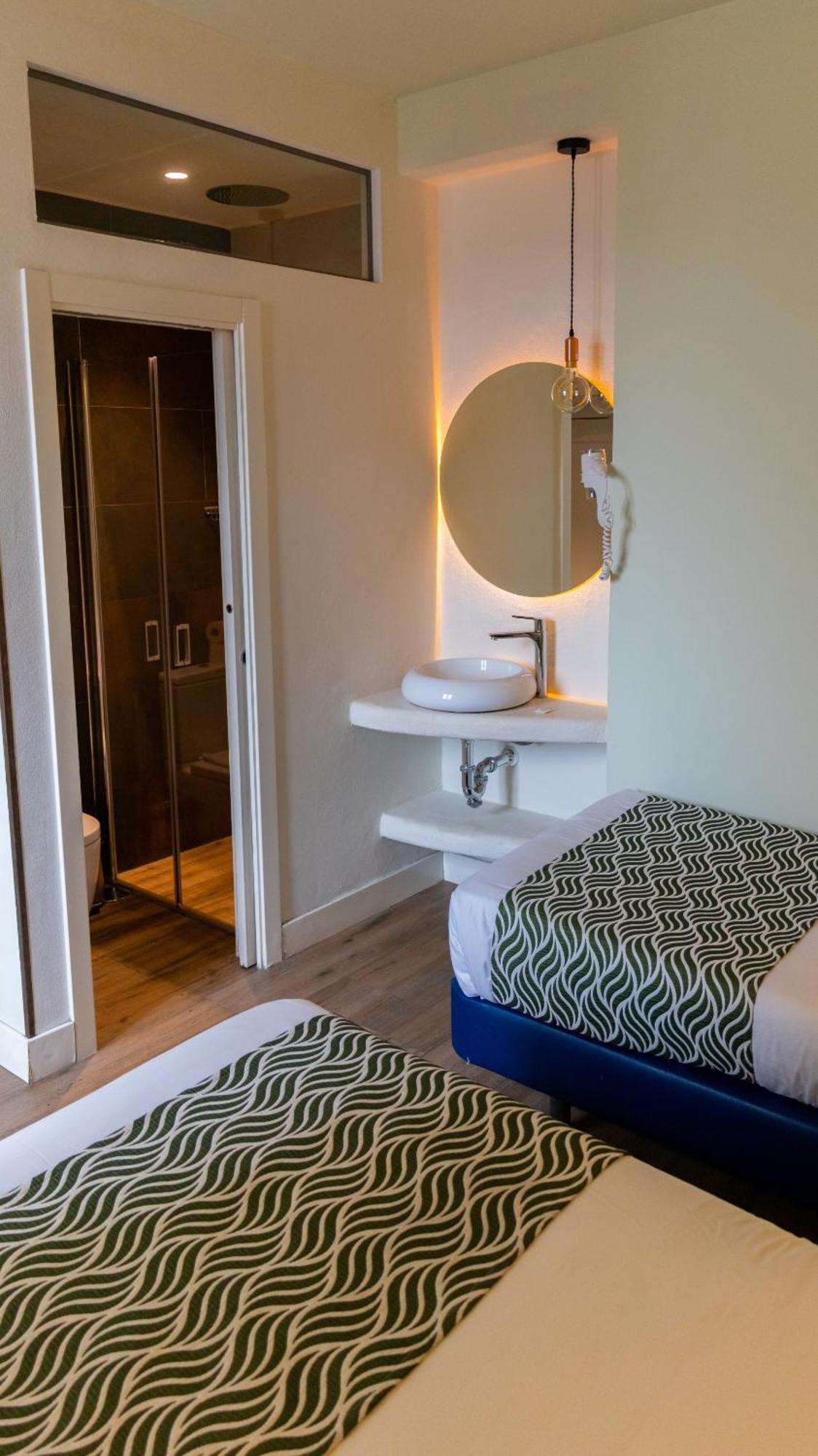 Albergue Charlotte-gran Via *