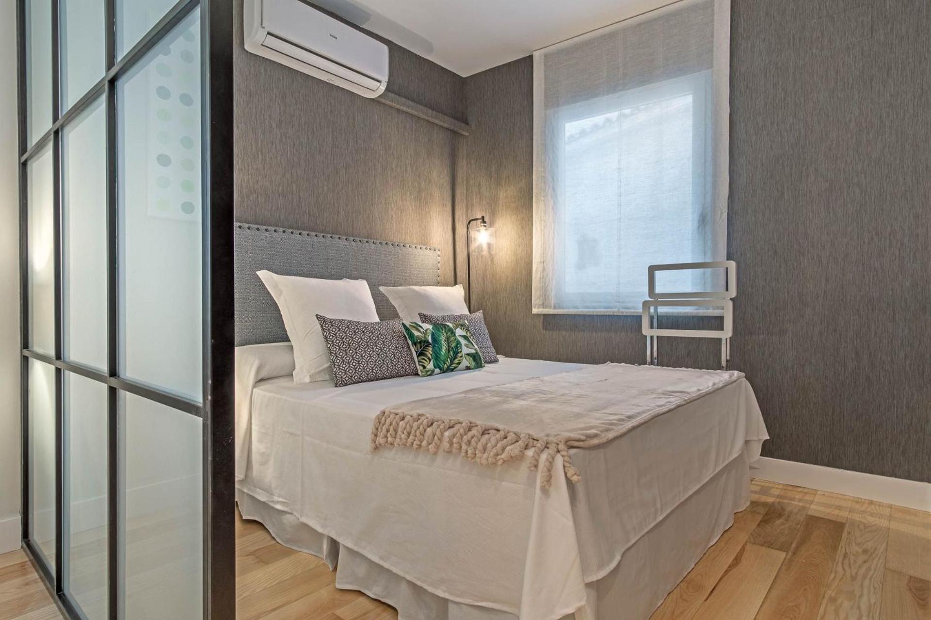 Loft En Barrio Latina La Latina Vii Apartment