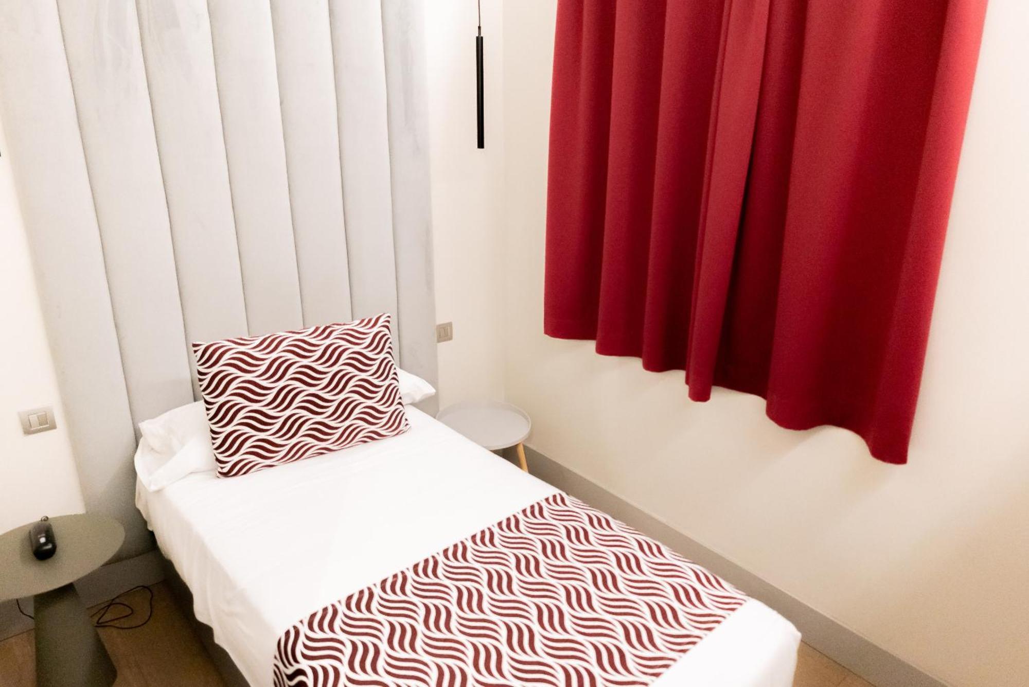 Hostel Juliette-gran Via