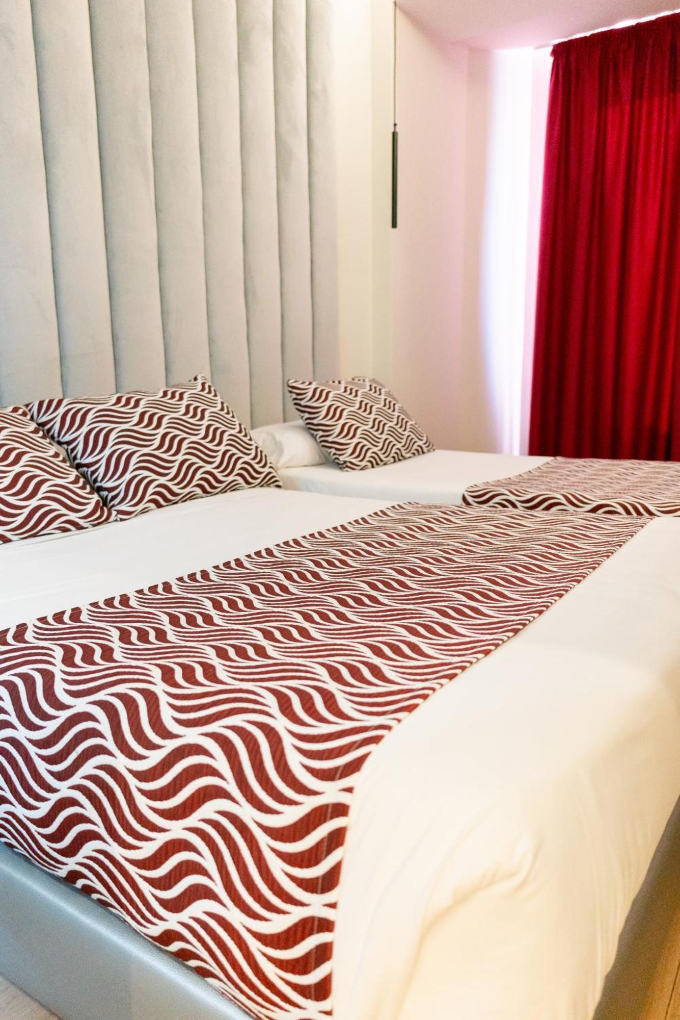 Hostel Juliette-gran Via Madrid
