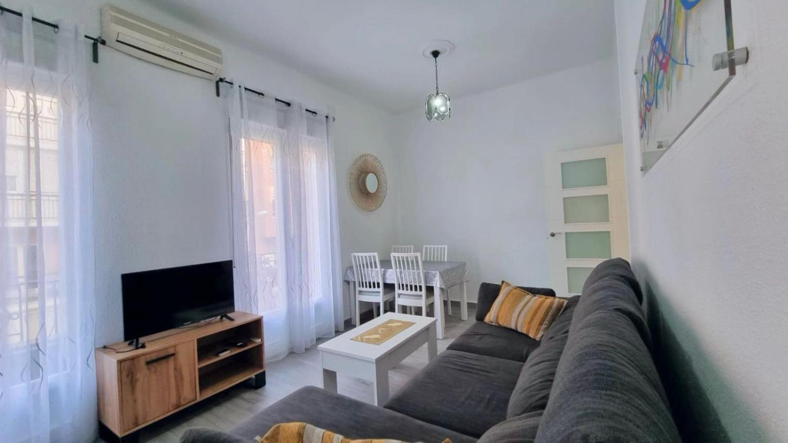 Renovado Apartamento En Delicias By Bebalmy *