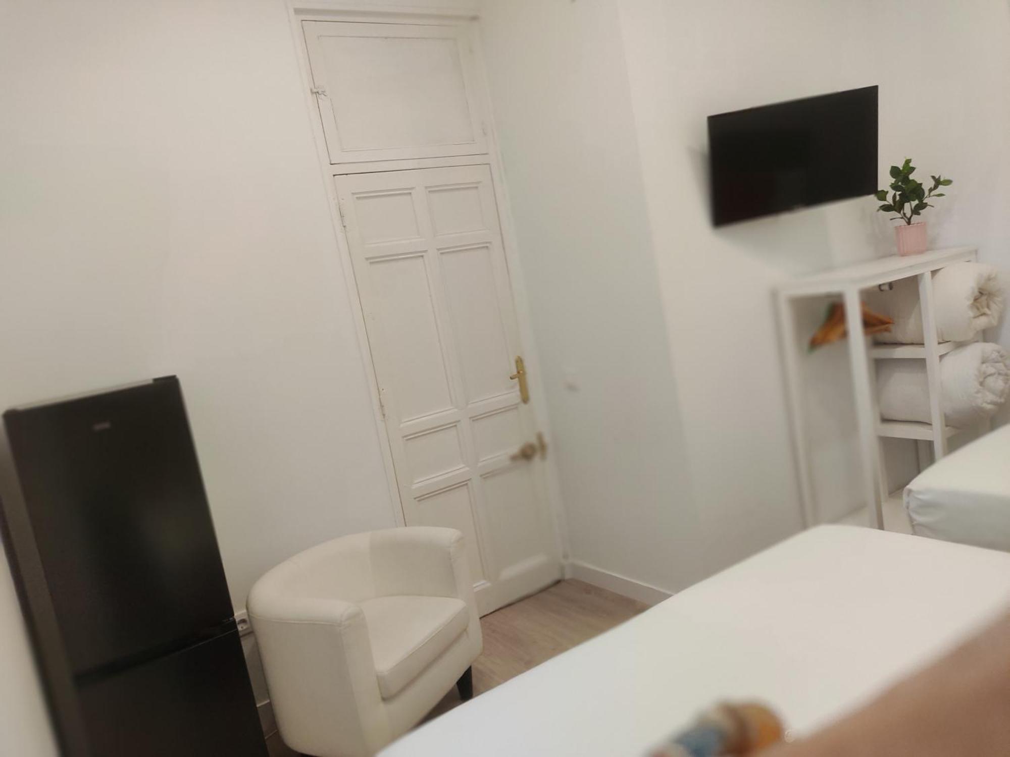 Pensión Grand Via House