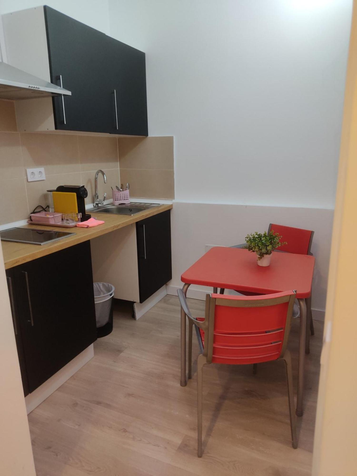 Grand Via House 3*