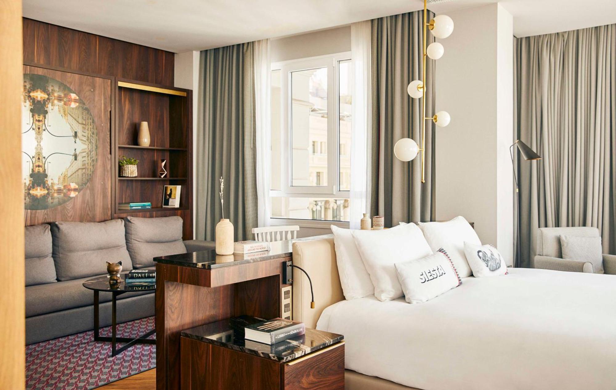 Hotel Hyatt Centric Gran Via 5*