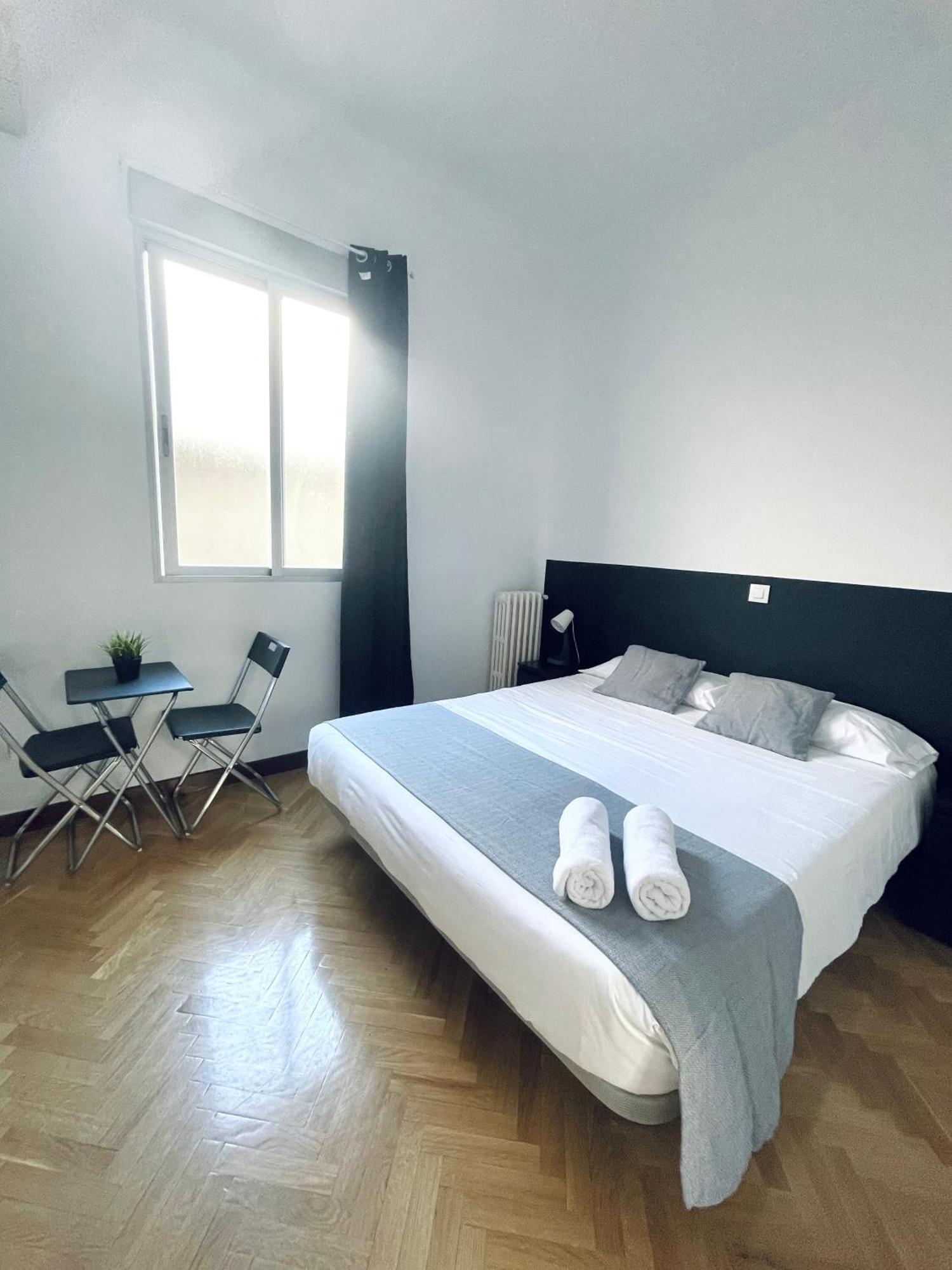 Ibiza Homestay *