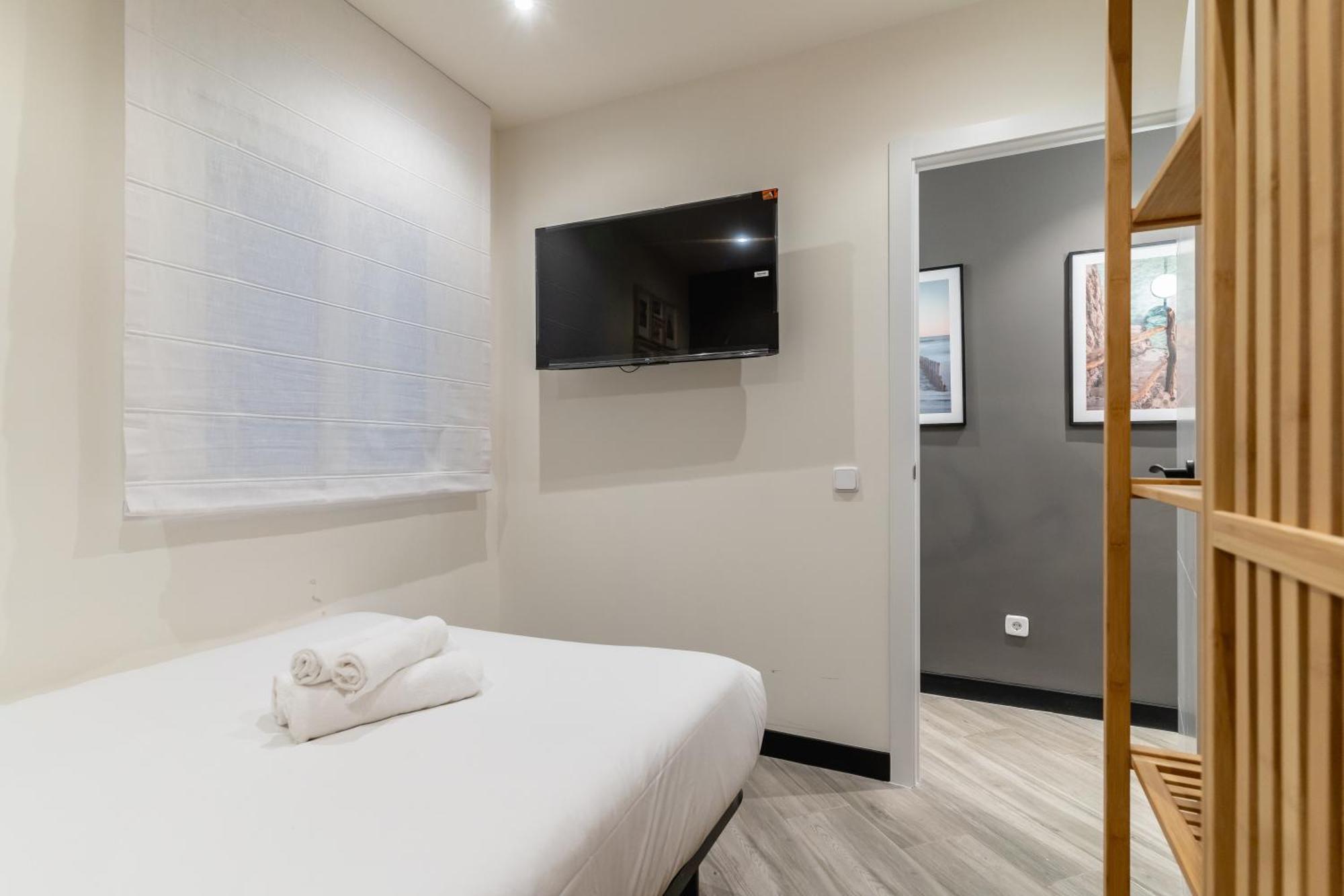 Modern Apartment-2bedrooms 2baths-malasana