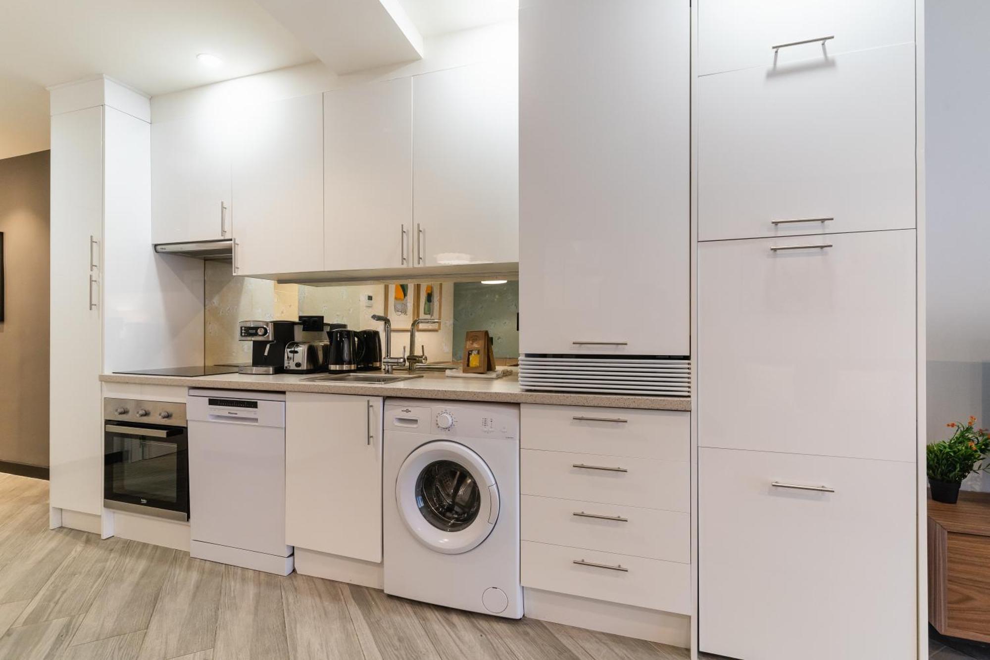 Apartment Modern Apartment-2bedrooms 2baths-malasana