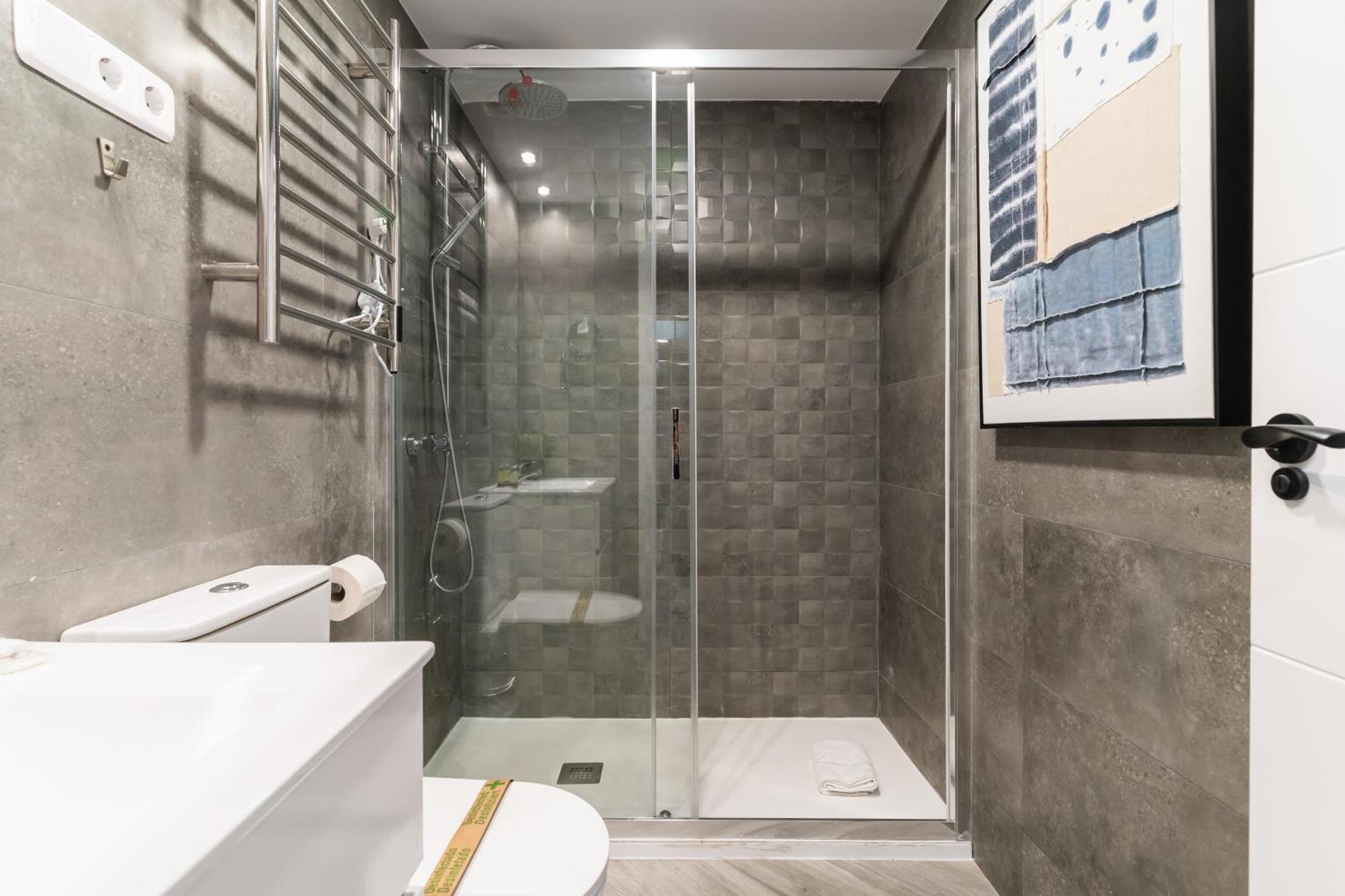 Apartment Modern Apartment-2bedrooms 2baths-malasana *