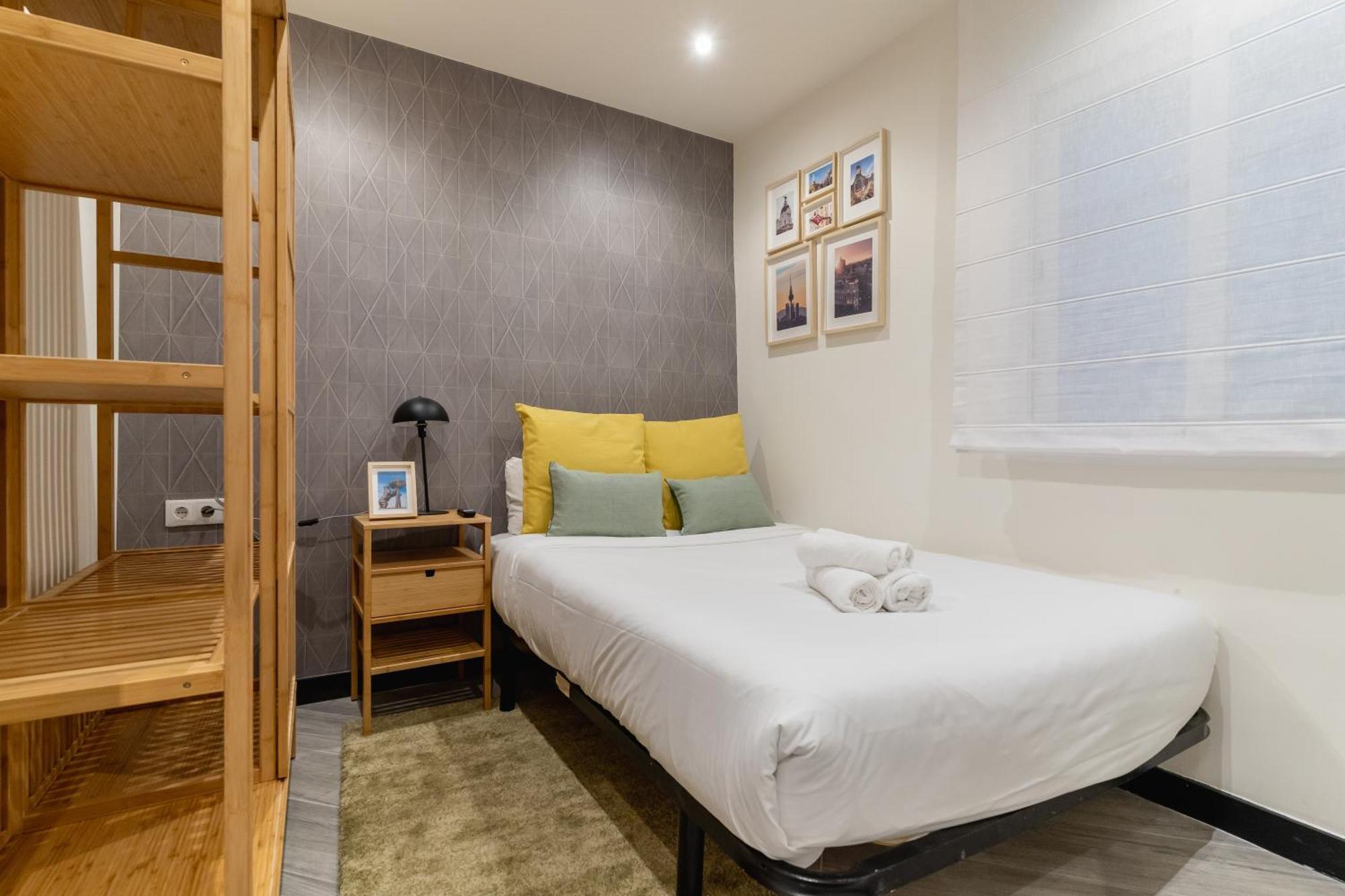 Apartment Modern Apartment-2bedrooms 2baths-malasana *