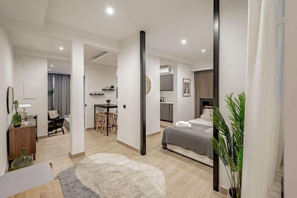 Stunning And Spacious Flat At Barrio De Letras