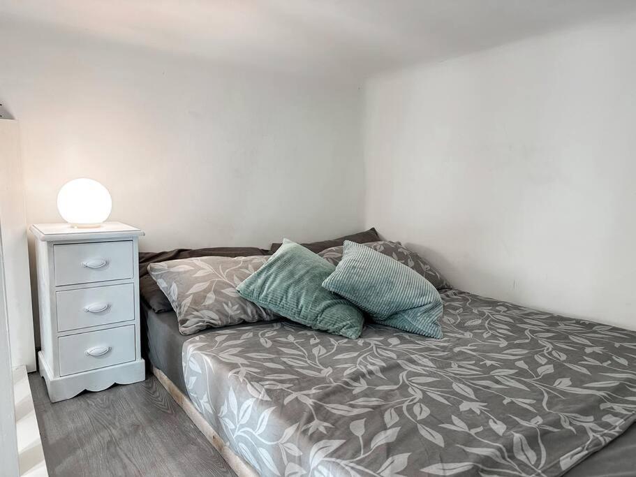 Mezzanine 2 Bedroom In Chueca *