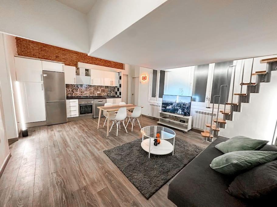 Mezzanine 2 Bedroom In Chueca