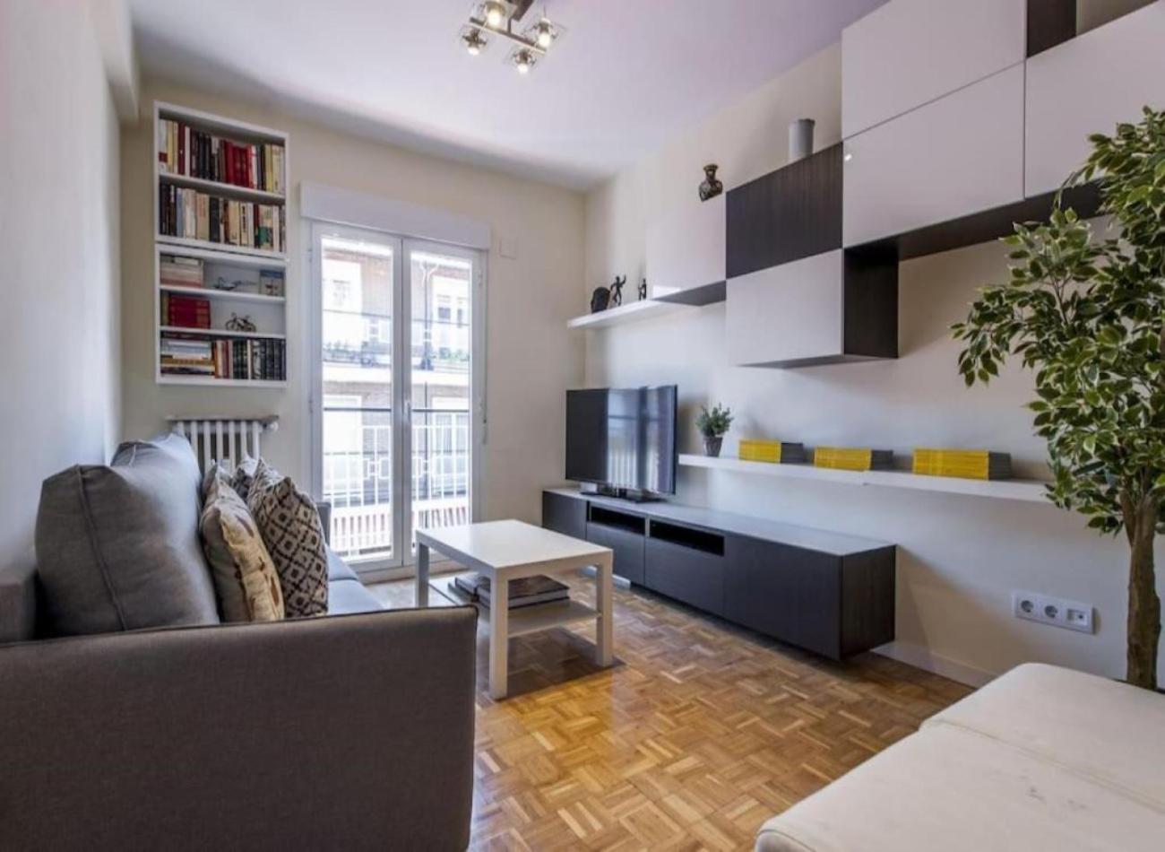 Apartment Plaza De Ventas Ii -tu Con Estilo En