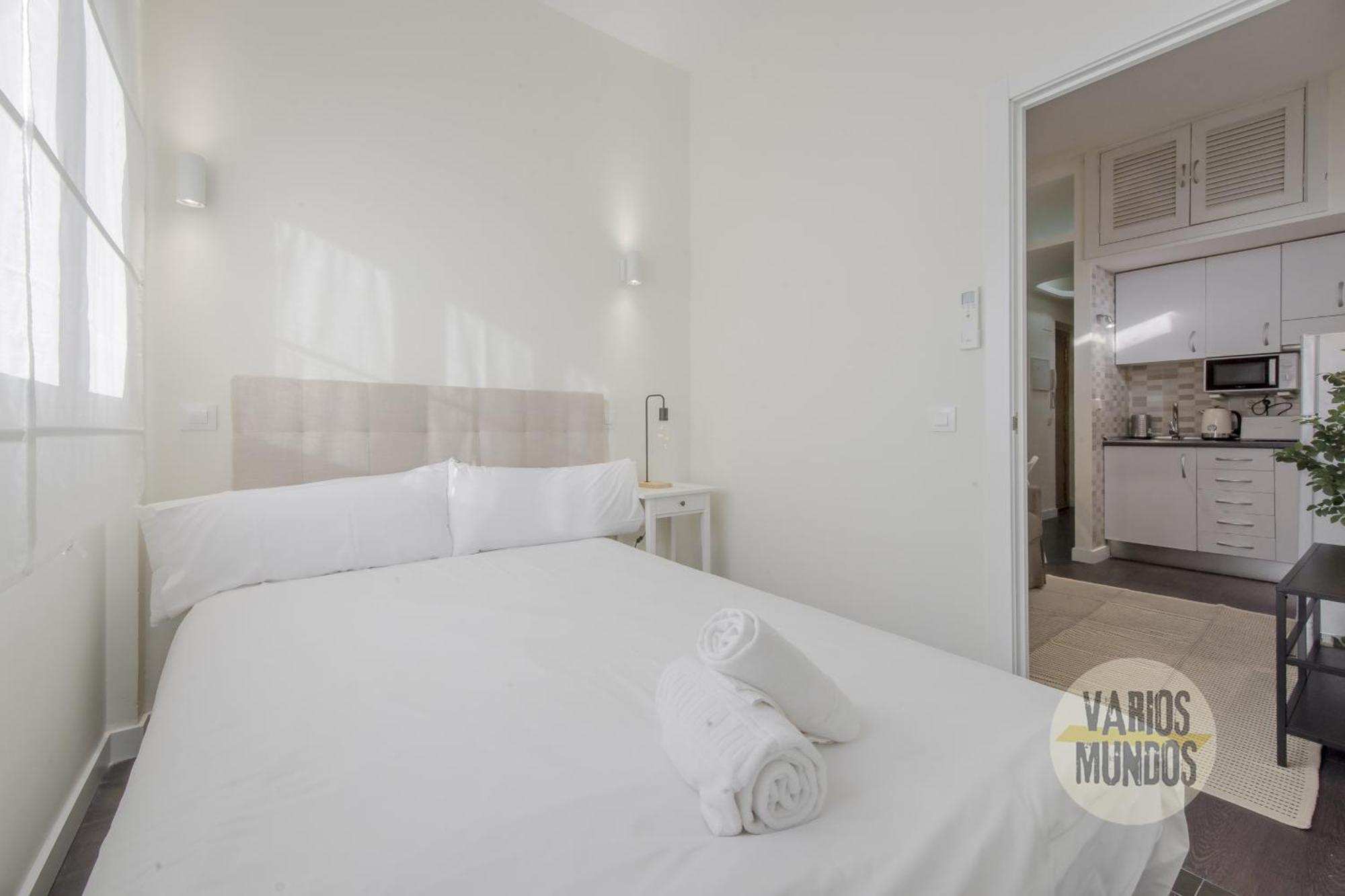Sunny 3pax En Plena Plaza De Chueca Apartment *