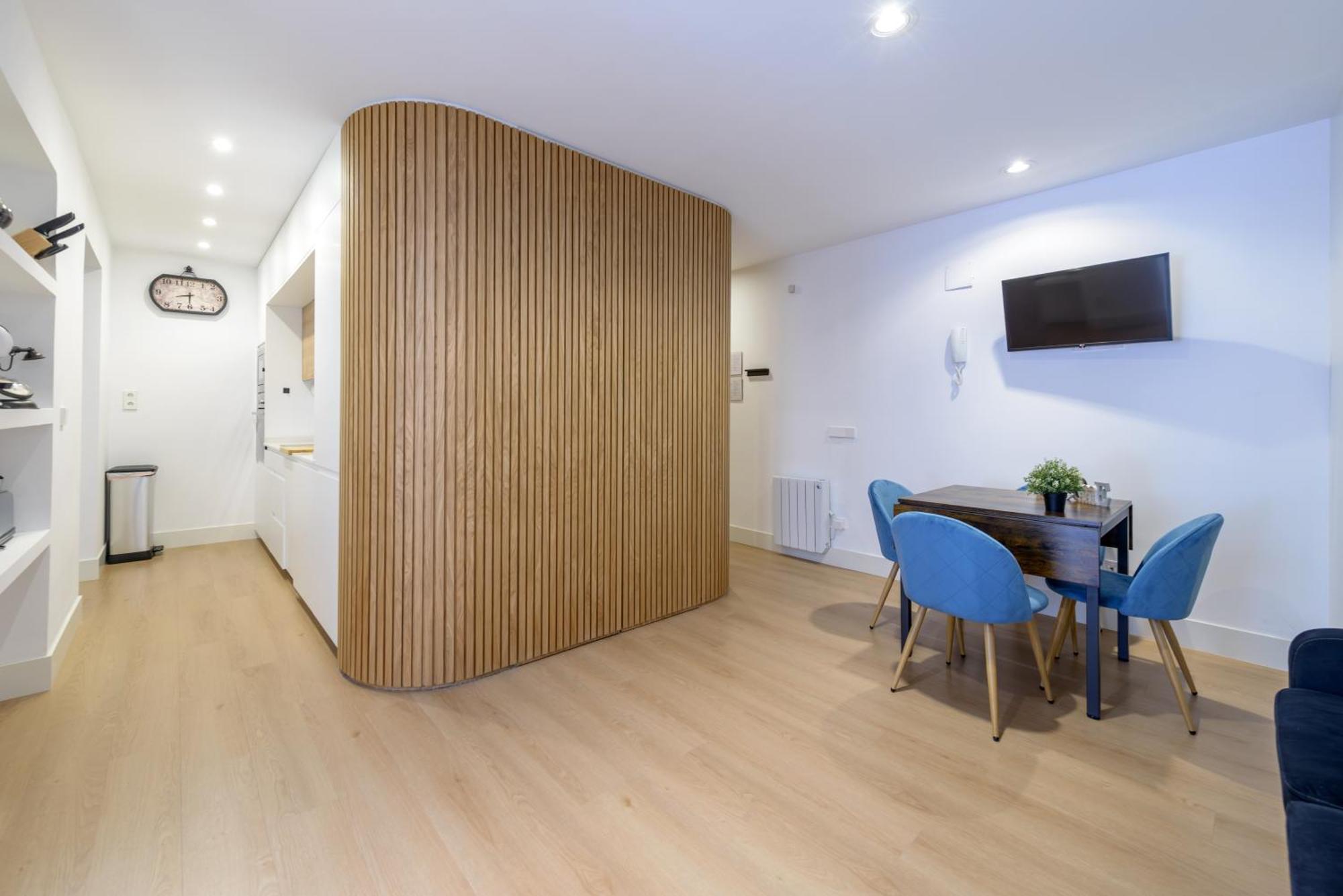Gran Via New 2br 1bth Elevator Lejlighed *