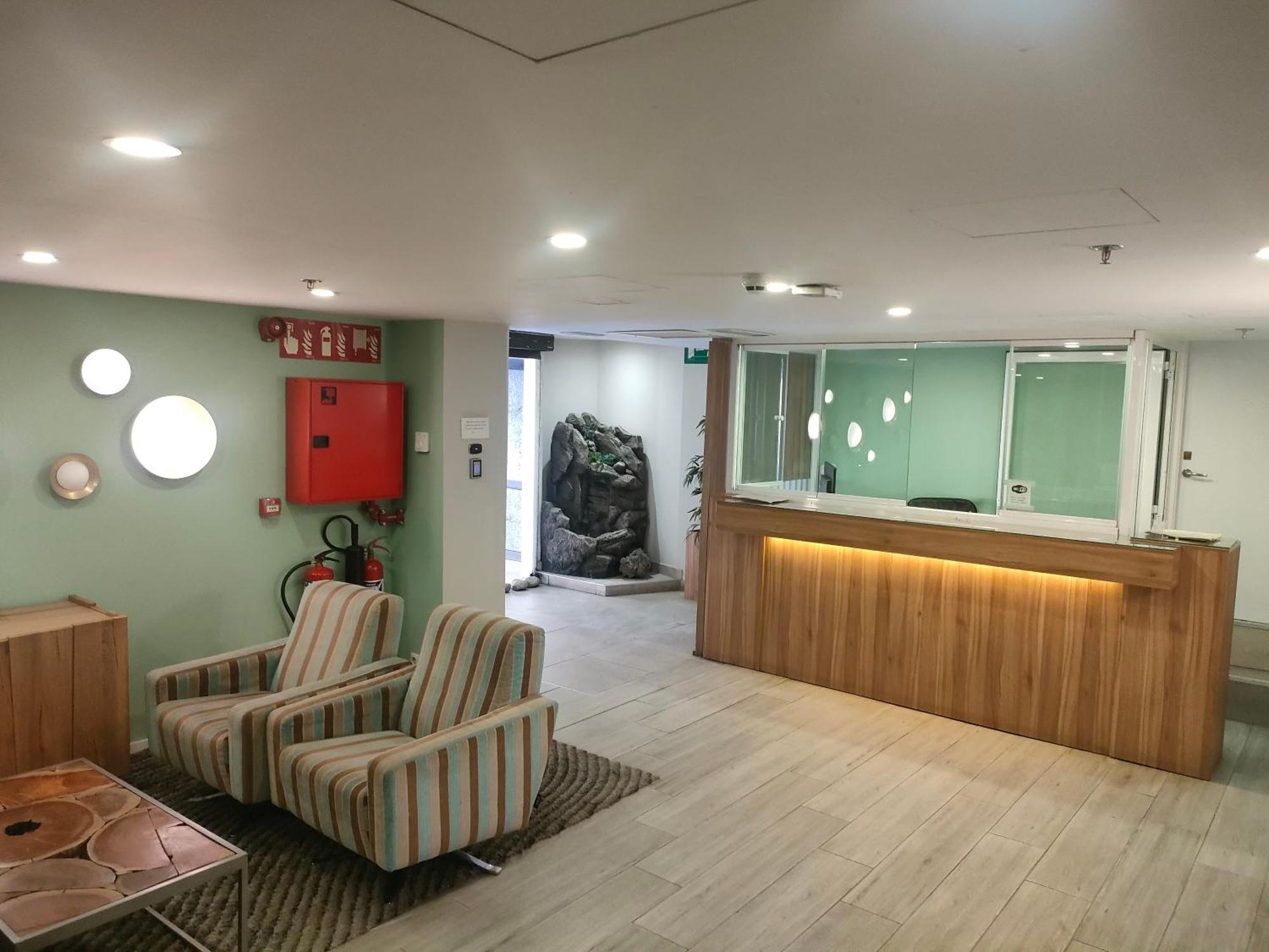 Boutique Urban Genova Aparthotel 2*