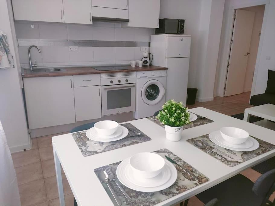 Centro Aeropuerto Wizink Feria Bernabeu Apartment