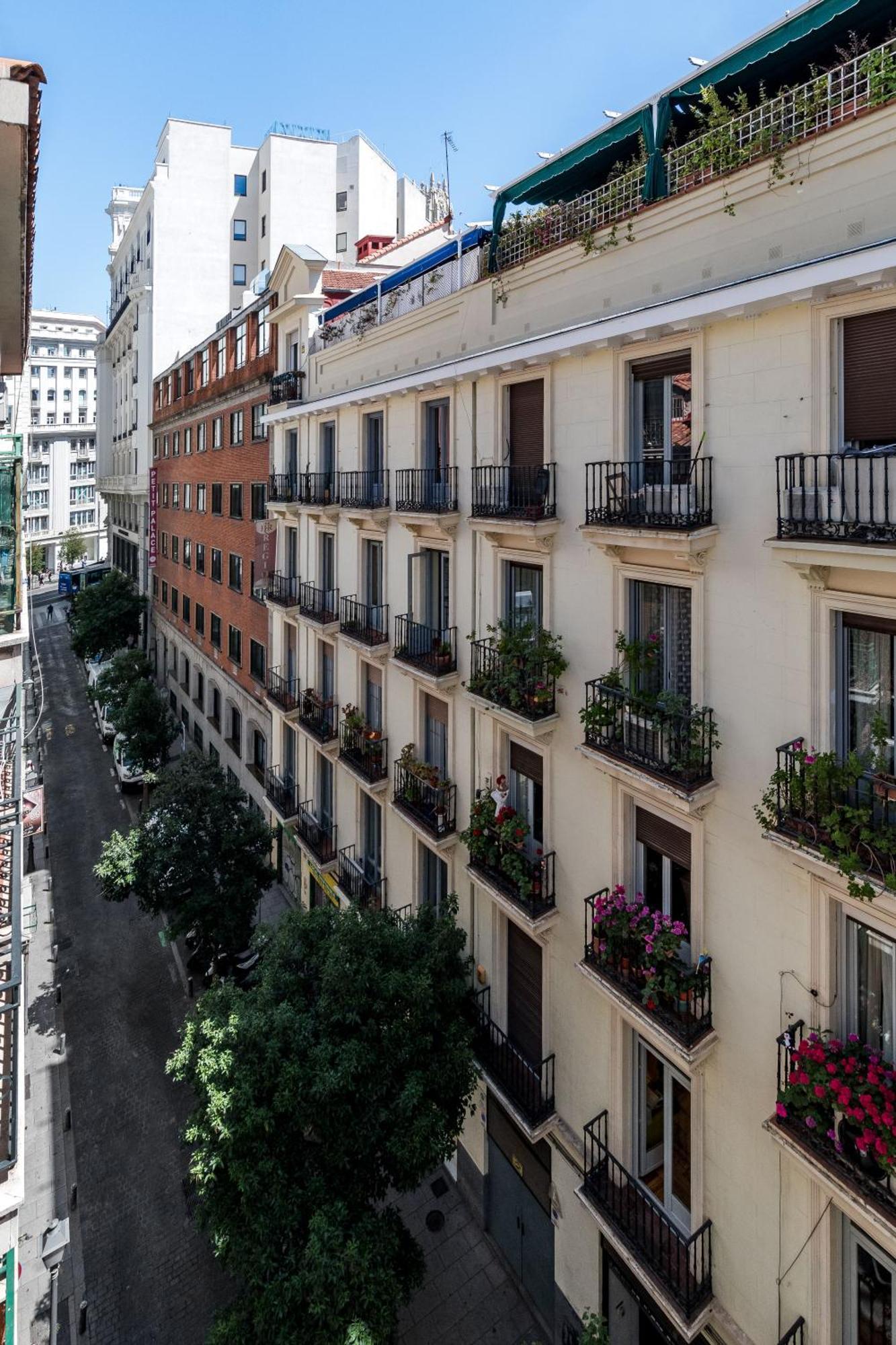 Apartment Charming Gran Via Vii