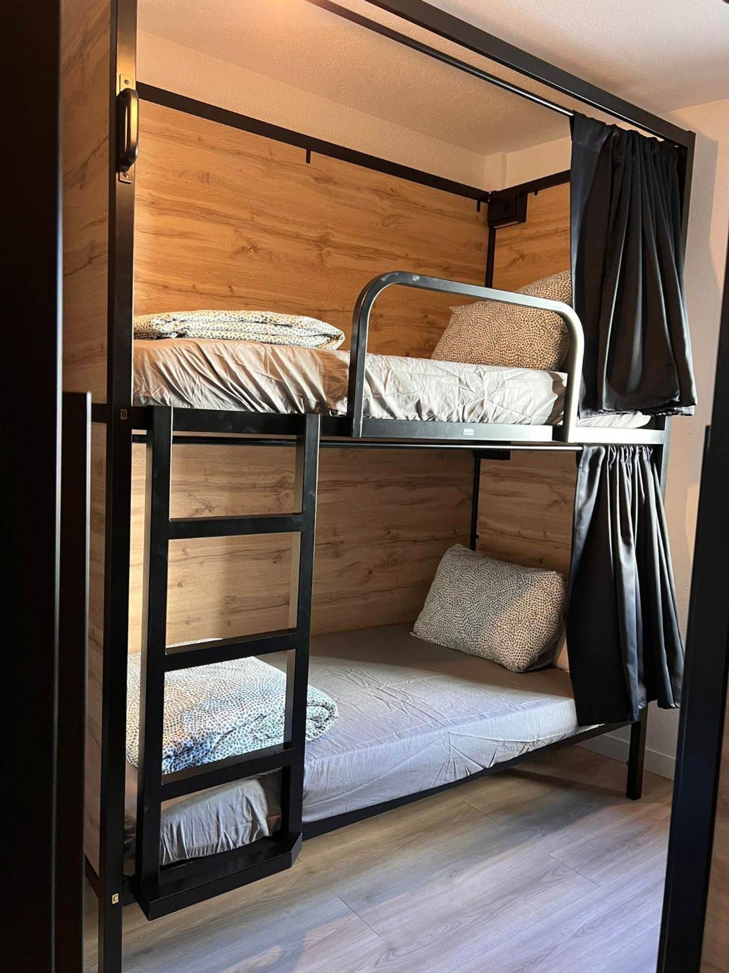 Onefam Hostel *