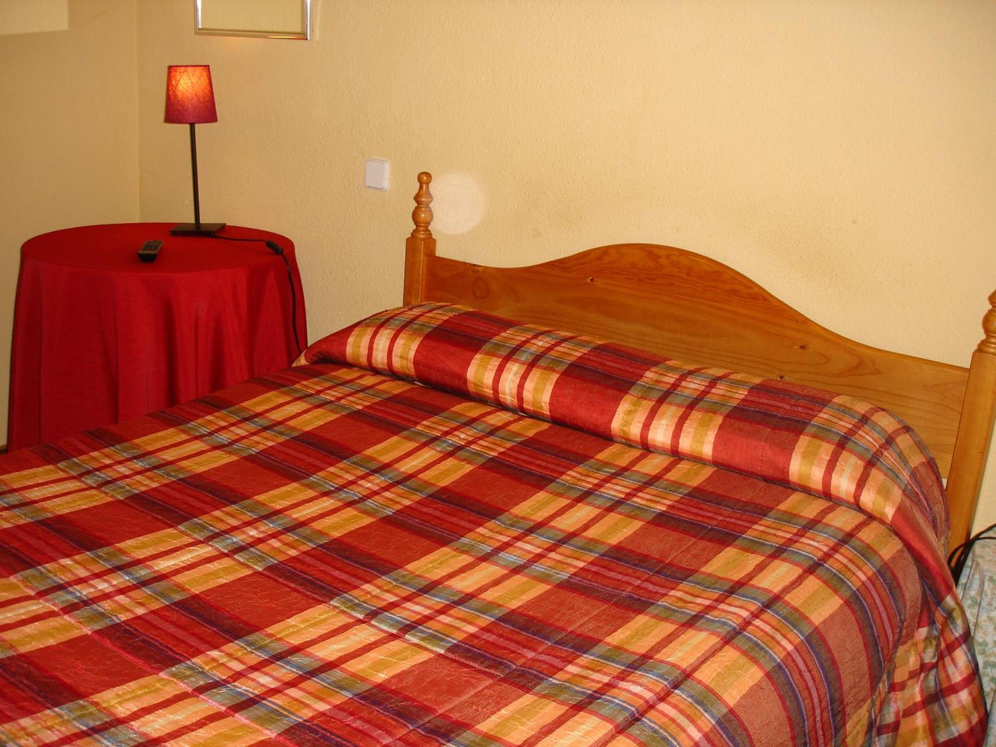 Guest house Puerta Bonita Vista Alegre Madrid