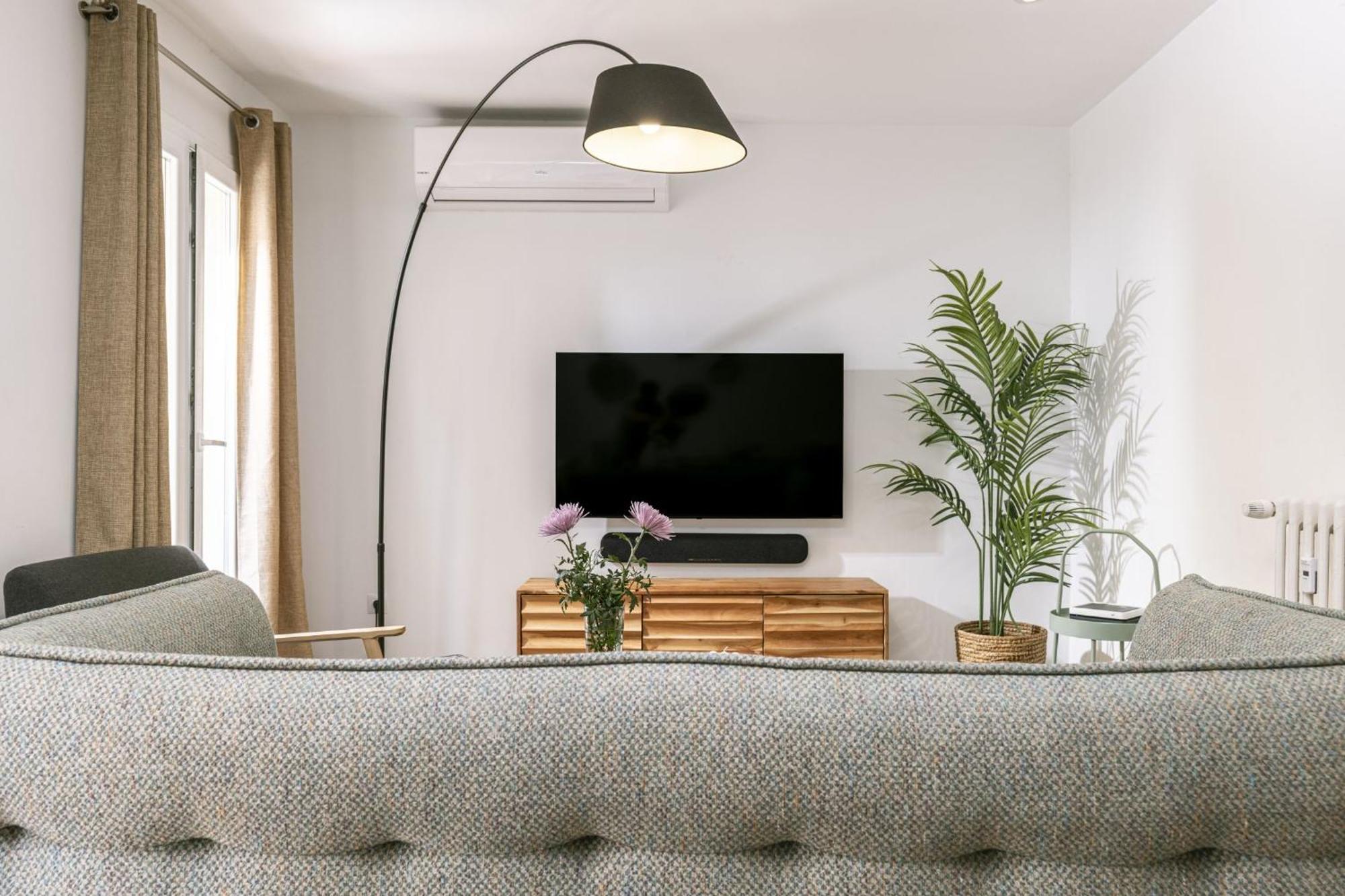 Modern & Chic 2br/2ba In Trendy Chueca