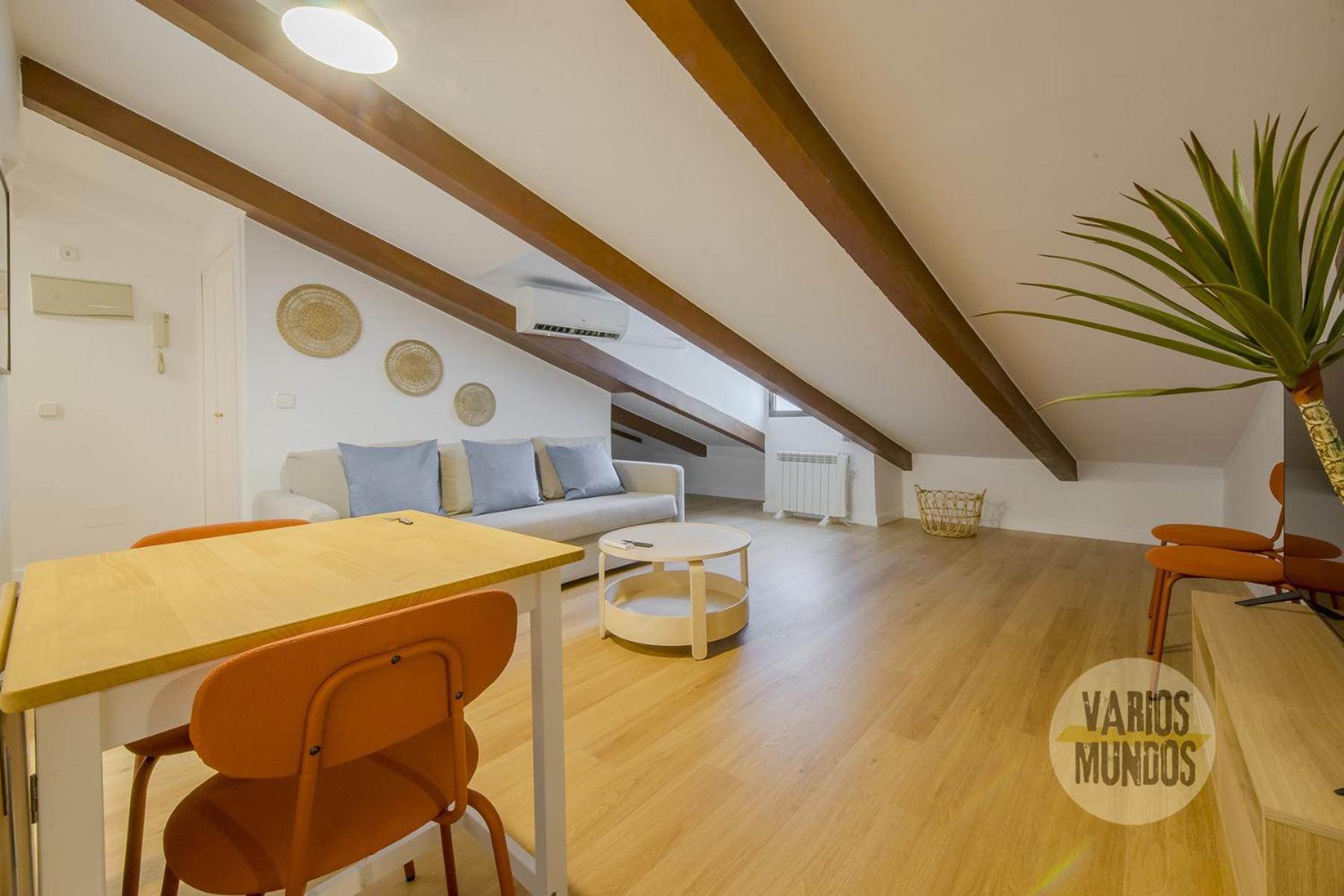 Lejlighed Fashion Design Loft En Calle Carretas-sol 4pax *