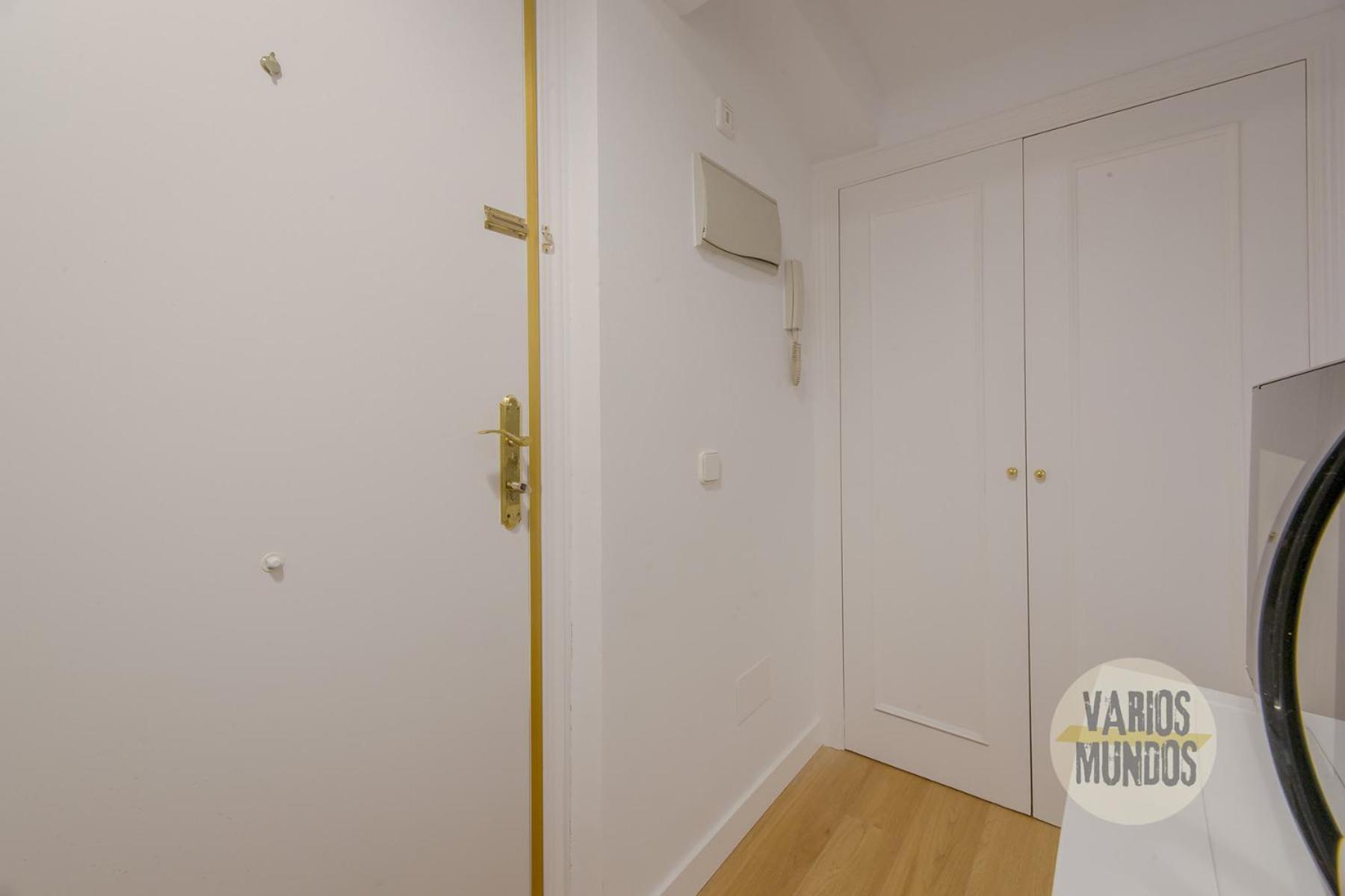 Lejlighed Fashion Design Loft En Calle Carretas-sol 4pax *