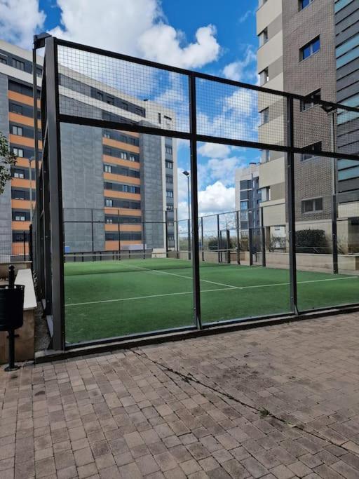 Lejlighed Valdebebas Con Garaje Gimnasio Y Piscina